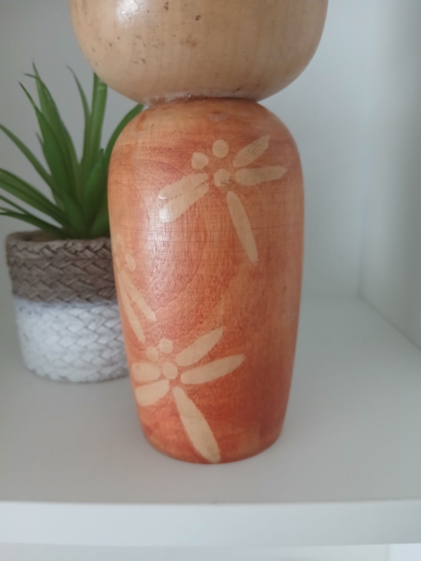 Rare Vintage sosaku kokeshi By Issetsu Kuribayashi (1924-2011)