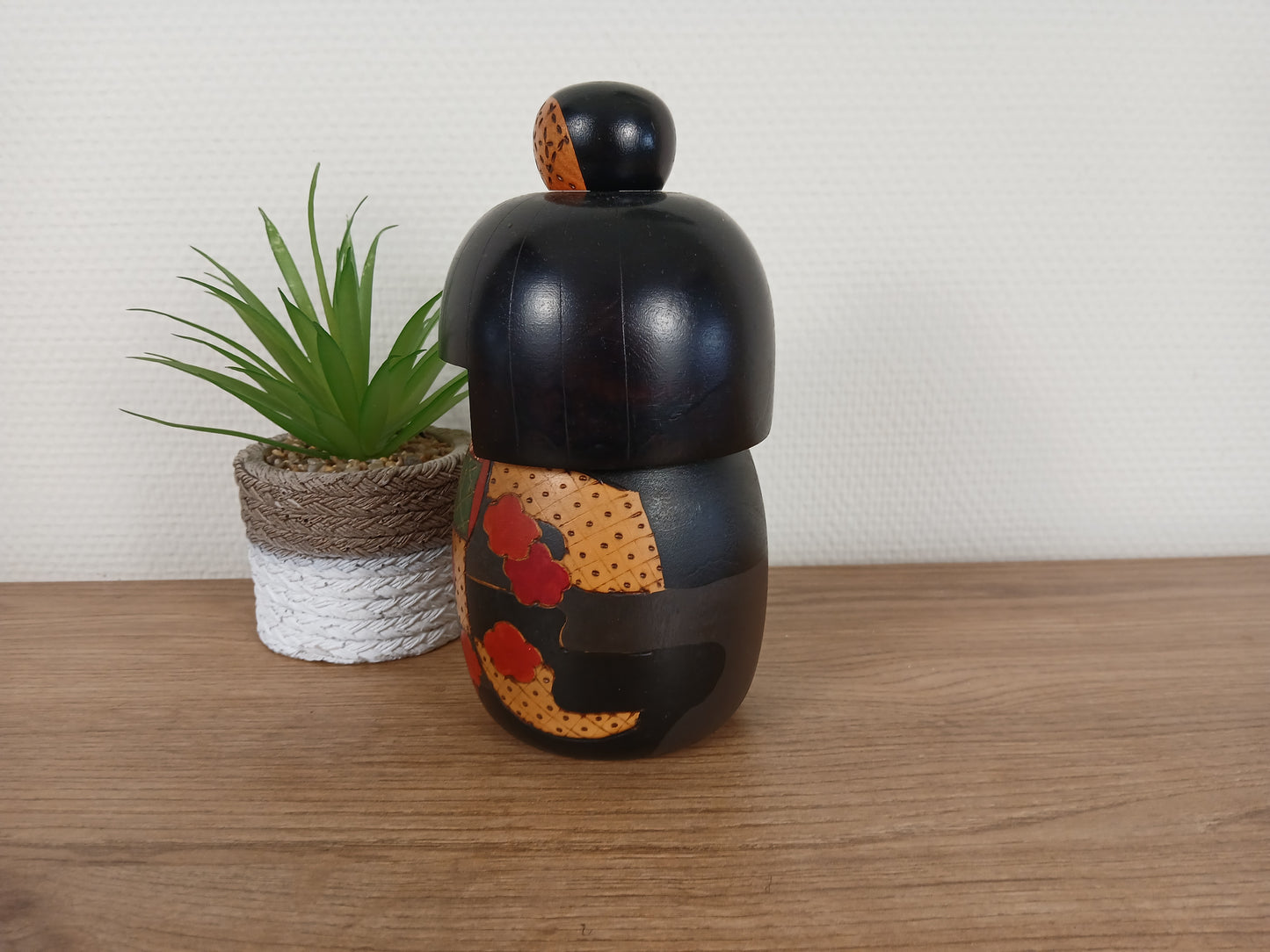 Vintage Gumma kokeshi By Kazuo Takamizawa (1927-)