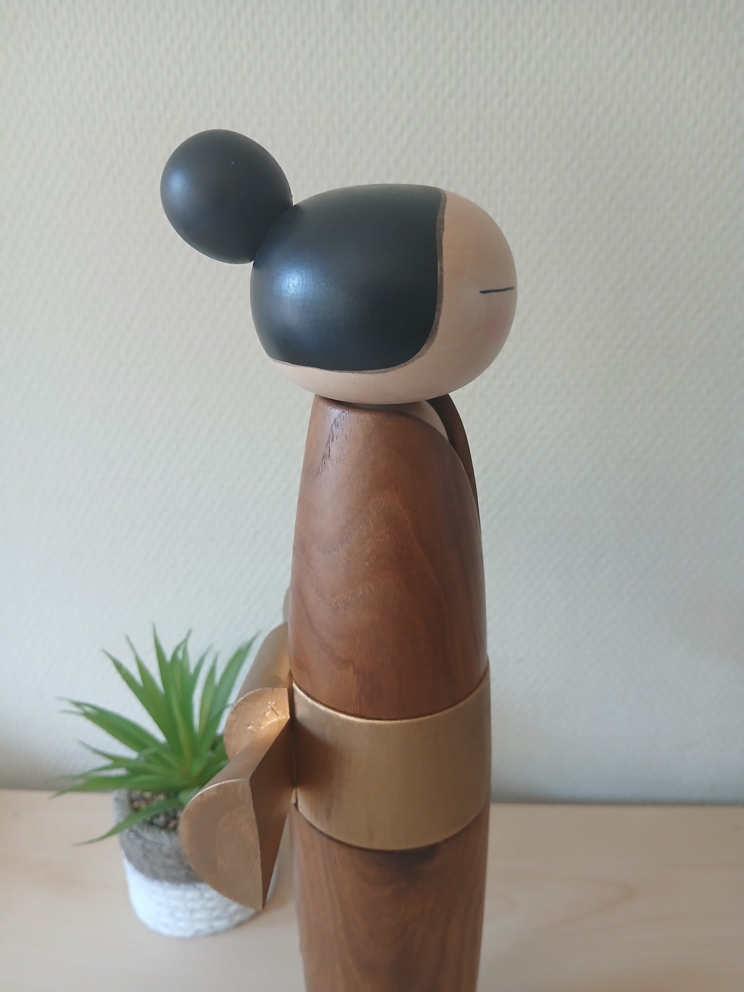 Exclusive elegant lady by Shozan Shido (1932-1995) - With original box