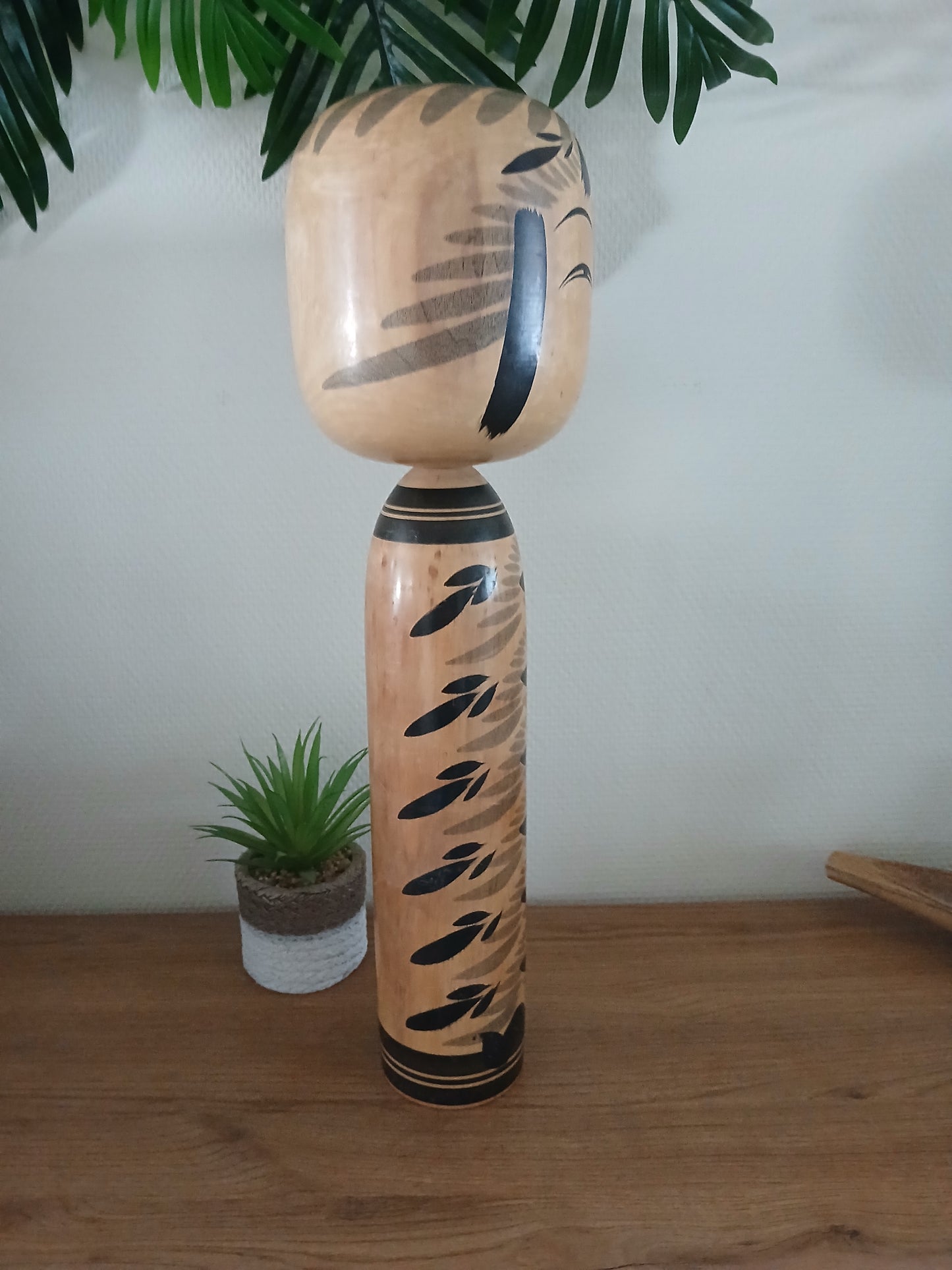 XL Vintage traditional monochrome Togatta kokeshi by Asukura