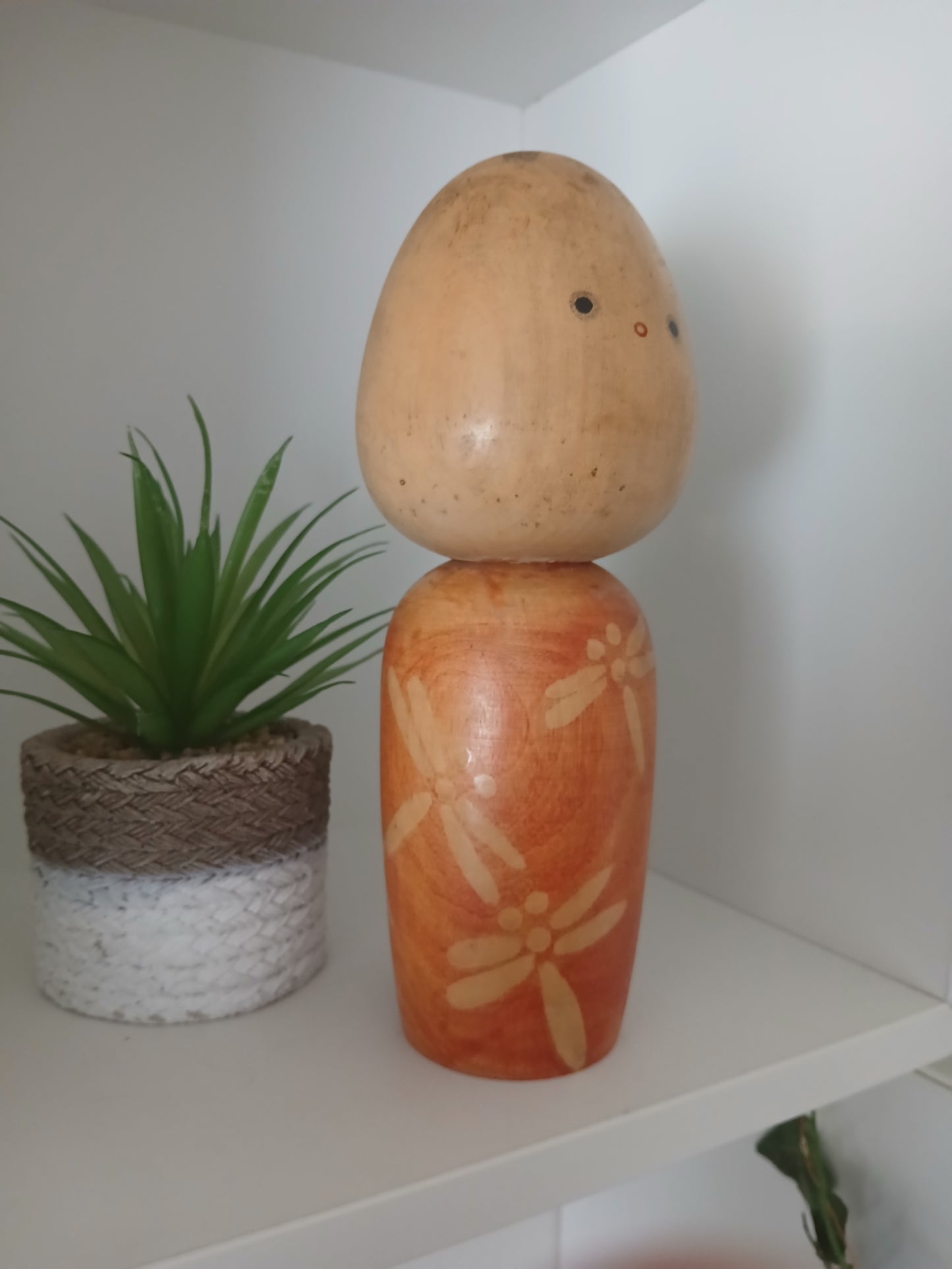Rare Vintage sosaku kokeshi By Issetsu Kuribayashi (1924-2011)