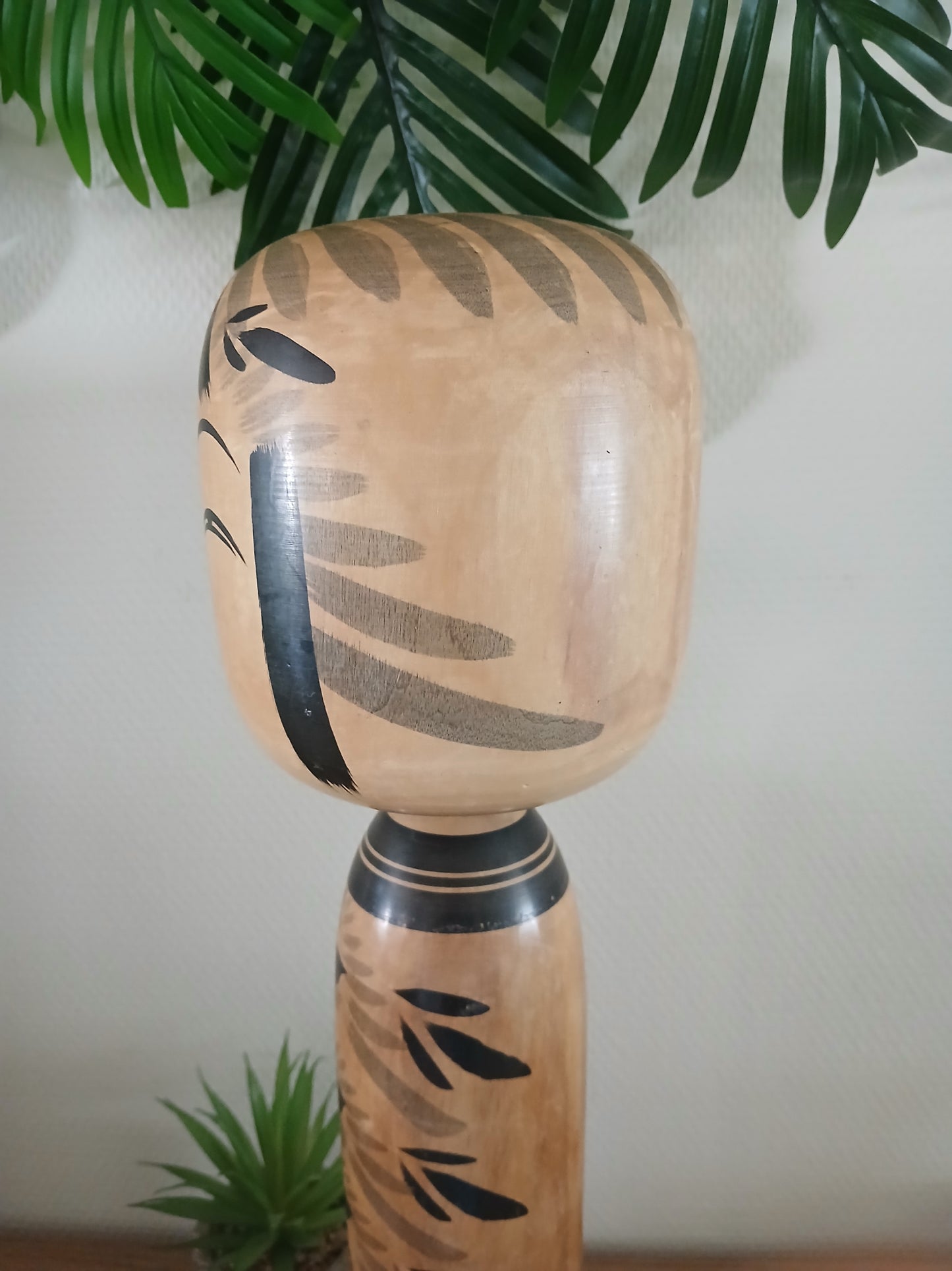 XL Vintage traditional monochrome Togatta kokeshi by Asukura