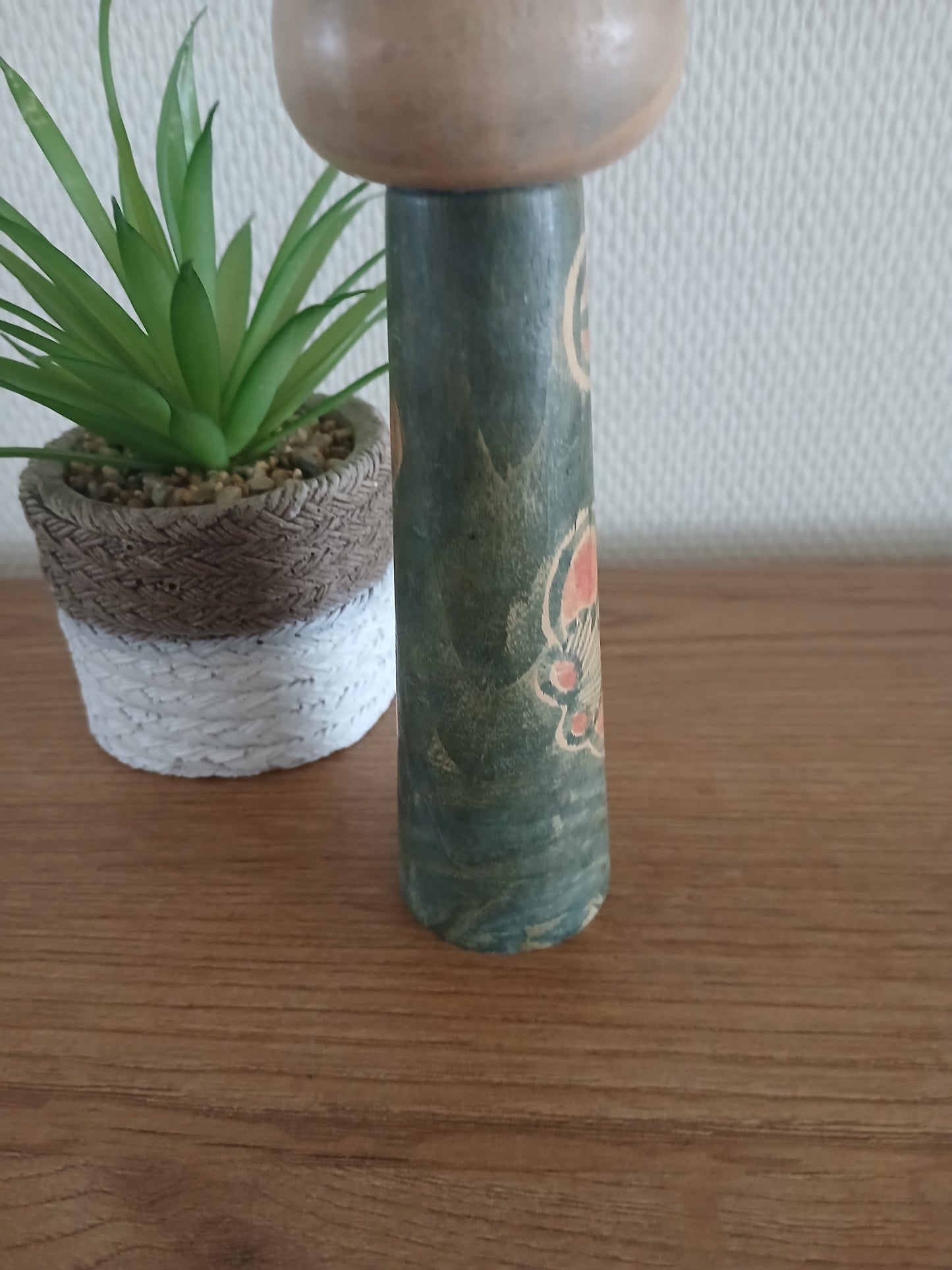 Vintage creative kokeshi by Issetsu Kuribayashi (1924-2011)