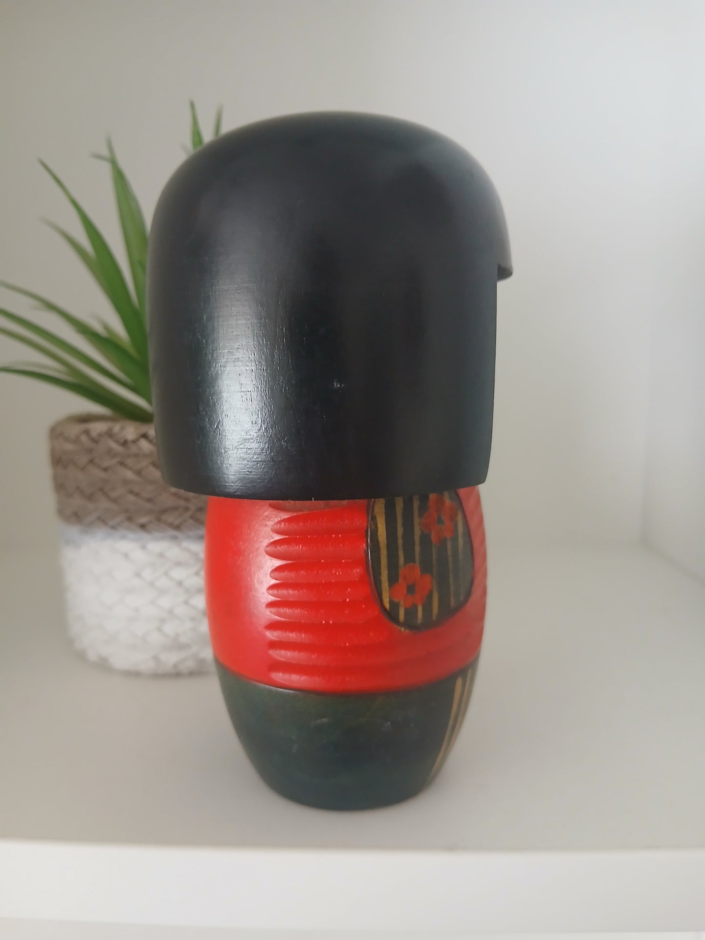 Vintage Gumma kokeshi by Kisaku
