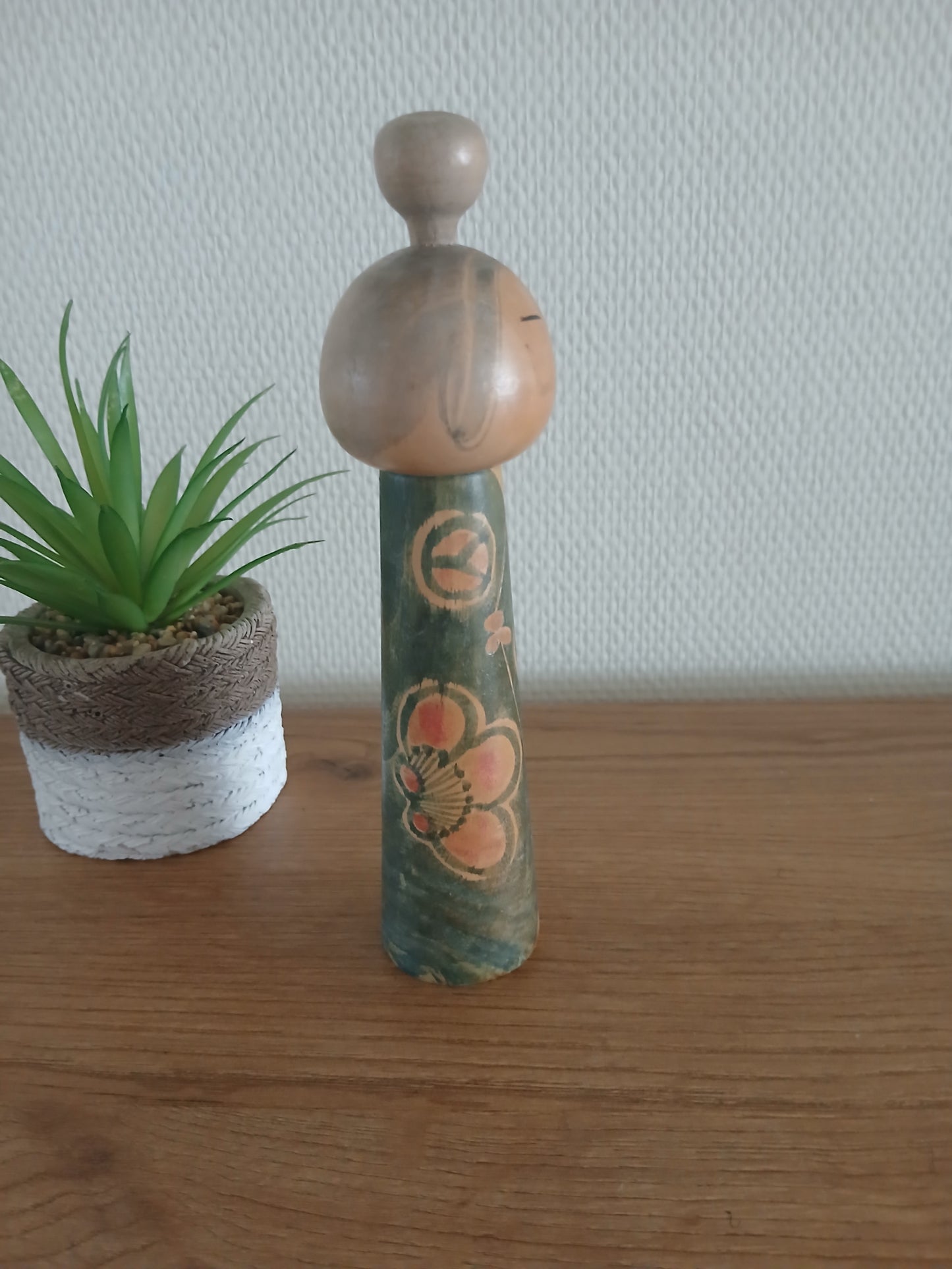 Vintage creative kokeshi by Issetsu Kuribayashi (1924-2011)