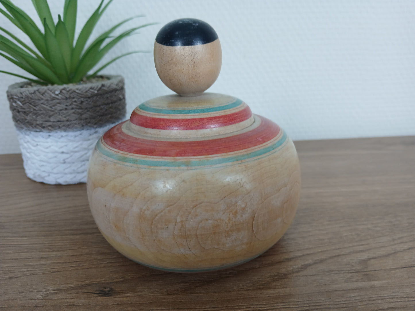 Vintage Ejiko kokeshi by Takahashi Morio (1917-2000)