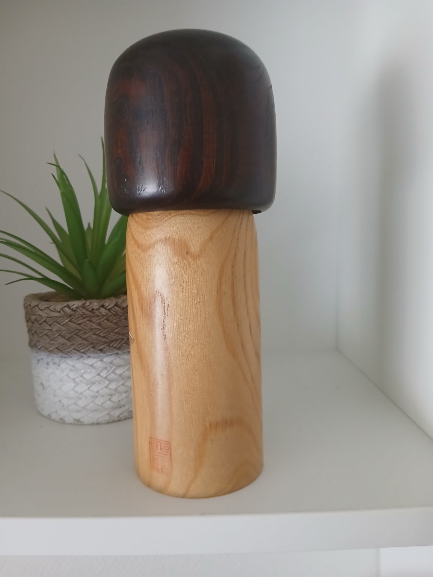 Vintage Gumma kokeshi by Usaburo