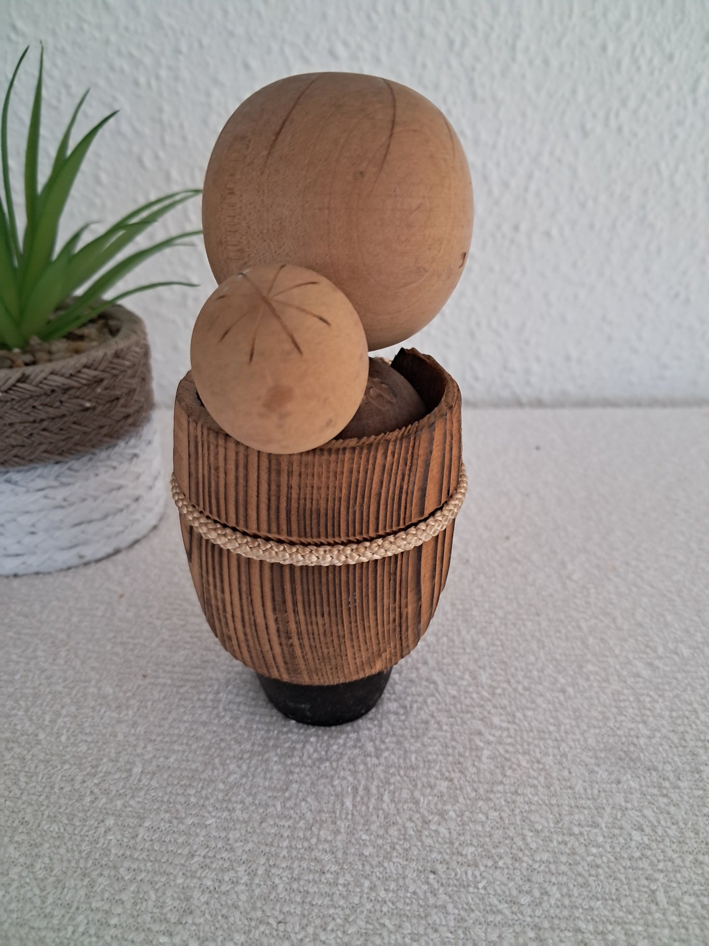 Vintage Sosaku kokeshi mother and child