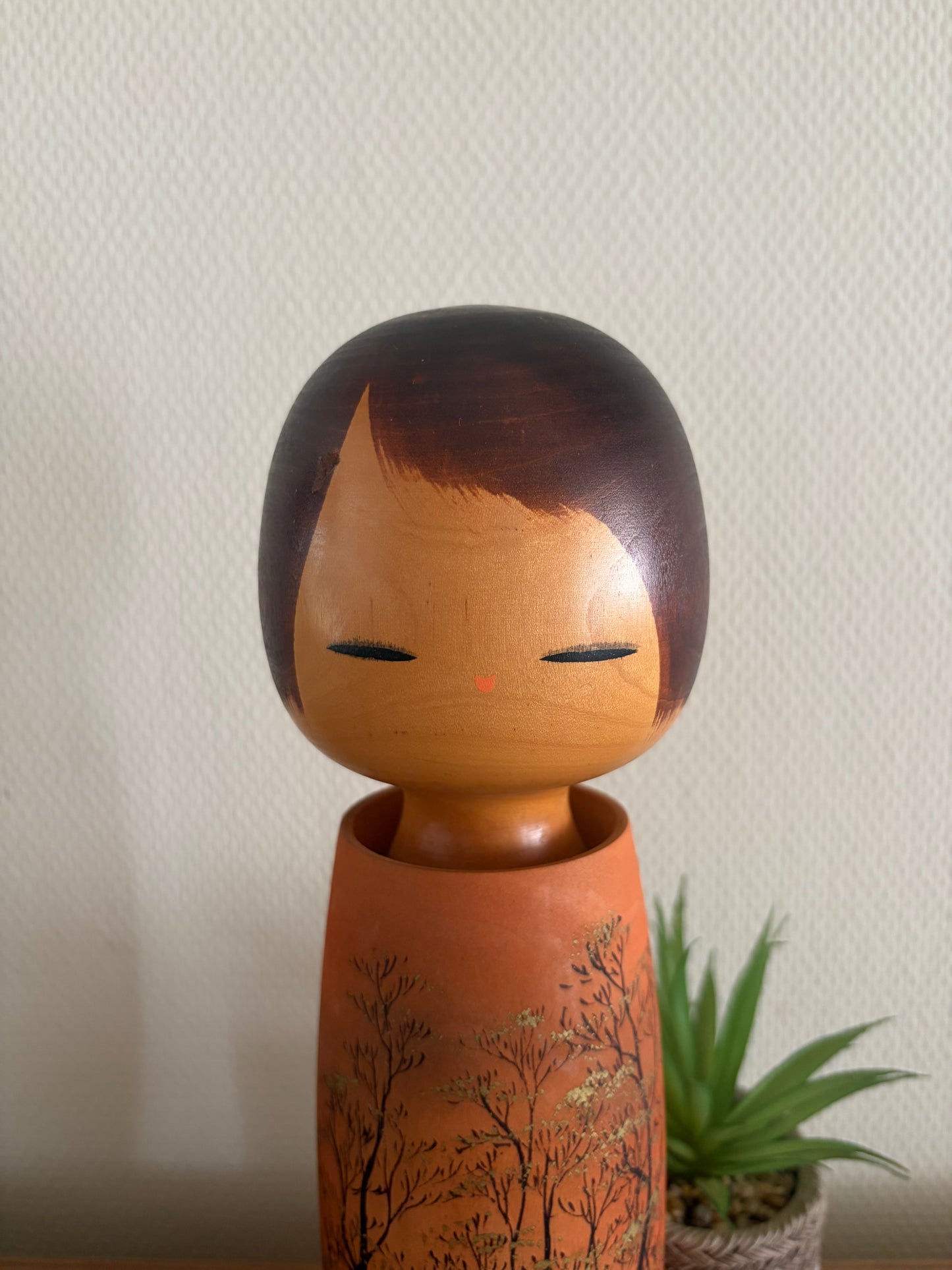 Exclusive vintage Sosaku kokeshi by Aoki Ryoka (1931-)