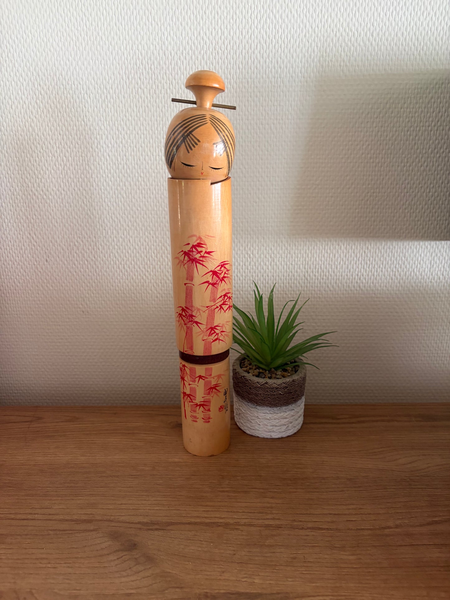 Vintage Sosaku kokeshi by Sato Suigai (1920-)