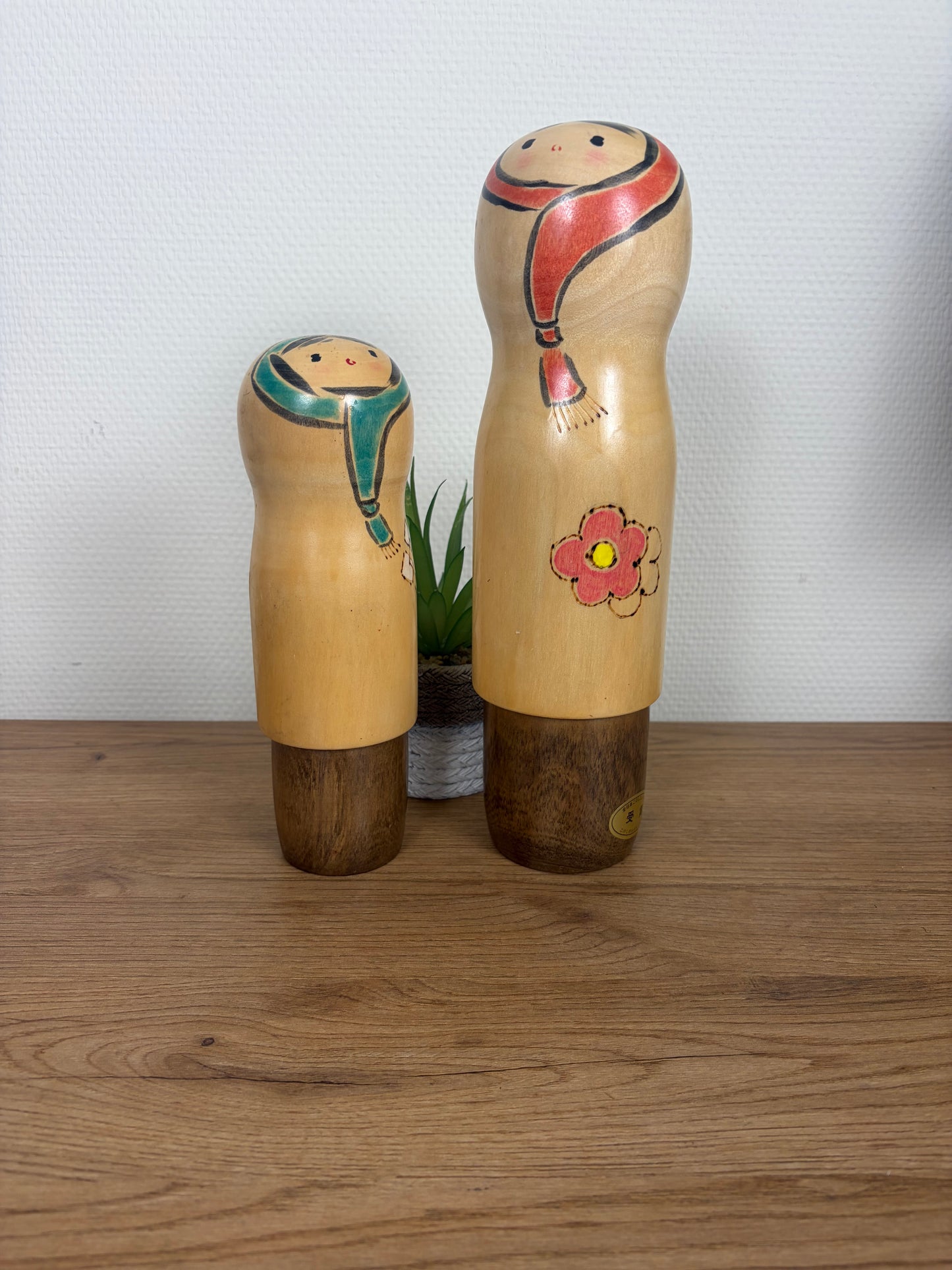 Rare set of Sosaku kokeshi by Kaganuma Masayuki - Mother and child