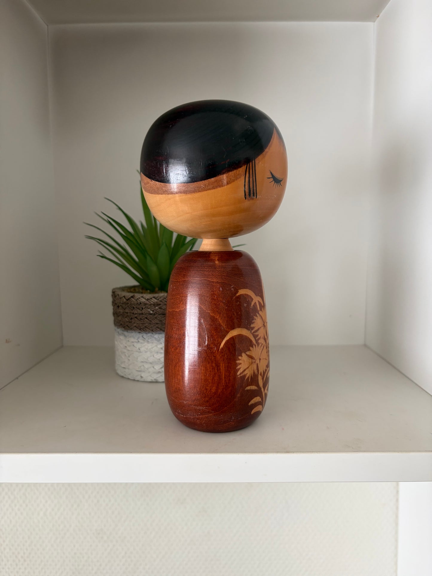 Vintage Sosaku kokeshi by Izumi Morijiro