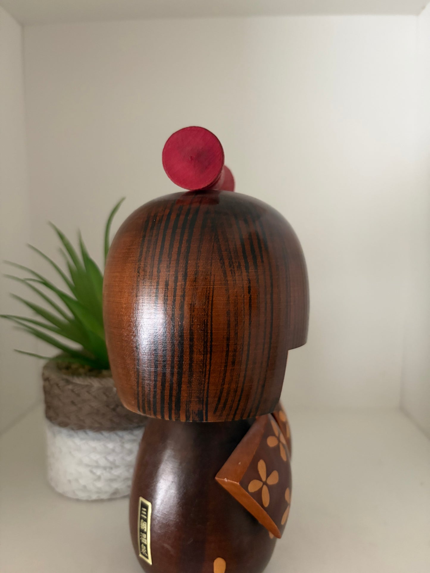 Lovely vintage Sosaku kokeshi by Ishida Tomio