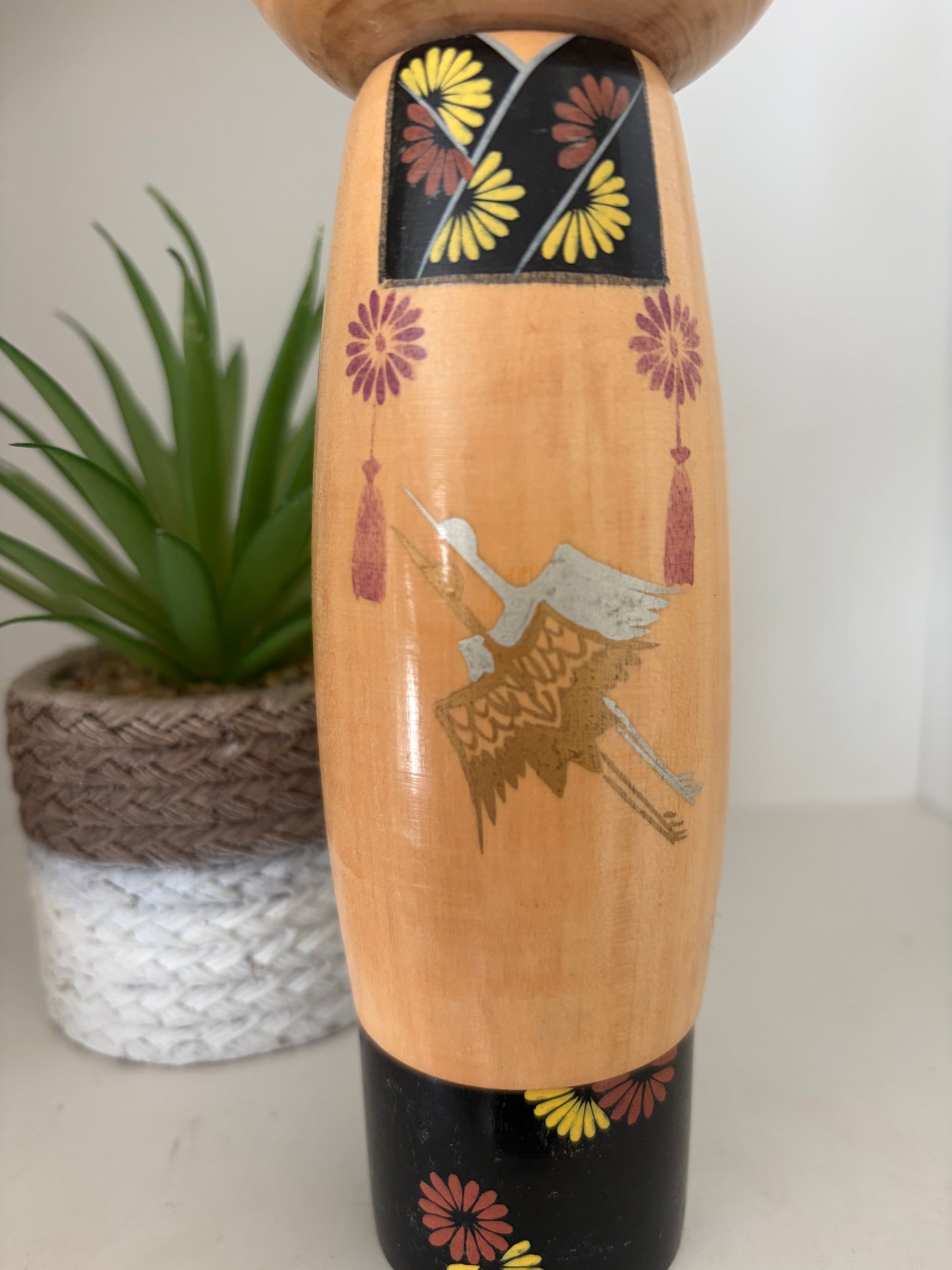 Vintage Sosaku kokeshi by Sato Suigai (1920-)