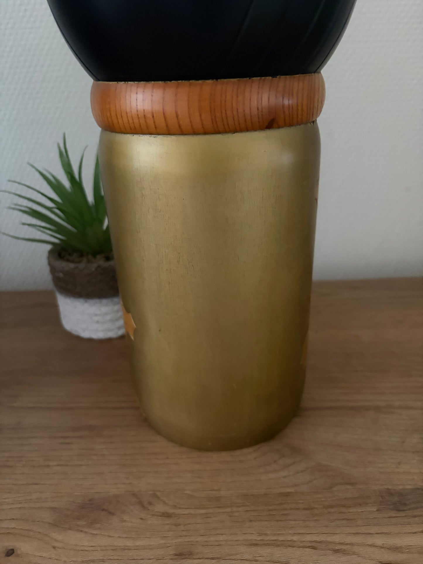 Rare vintage Sosaku kokeshi by Takashi Yoshida (1948-2007)