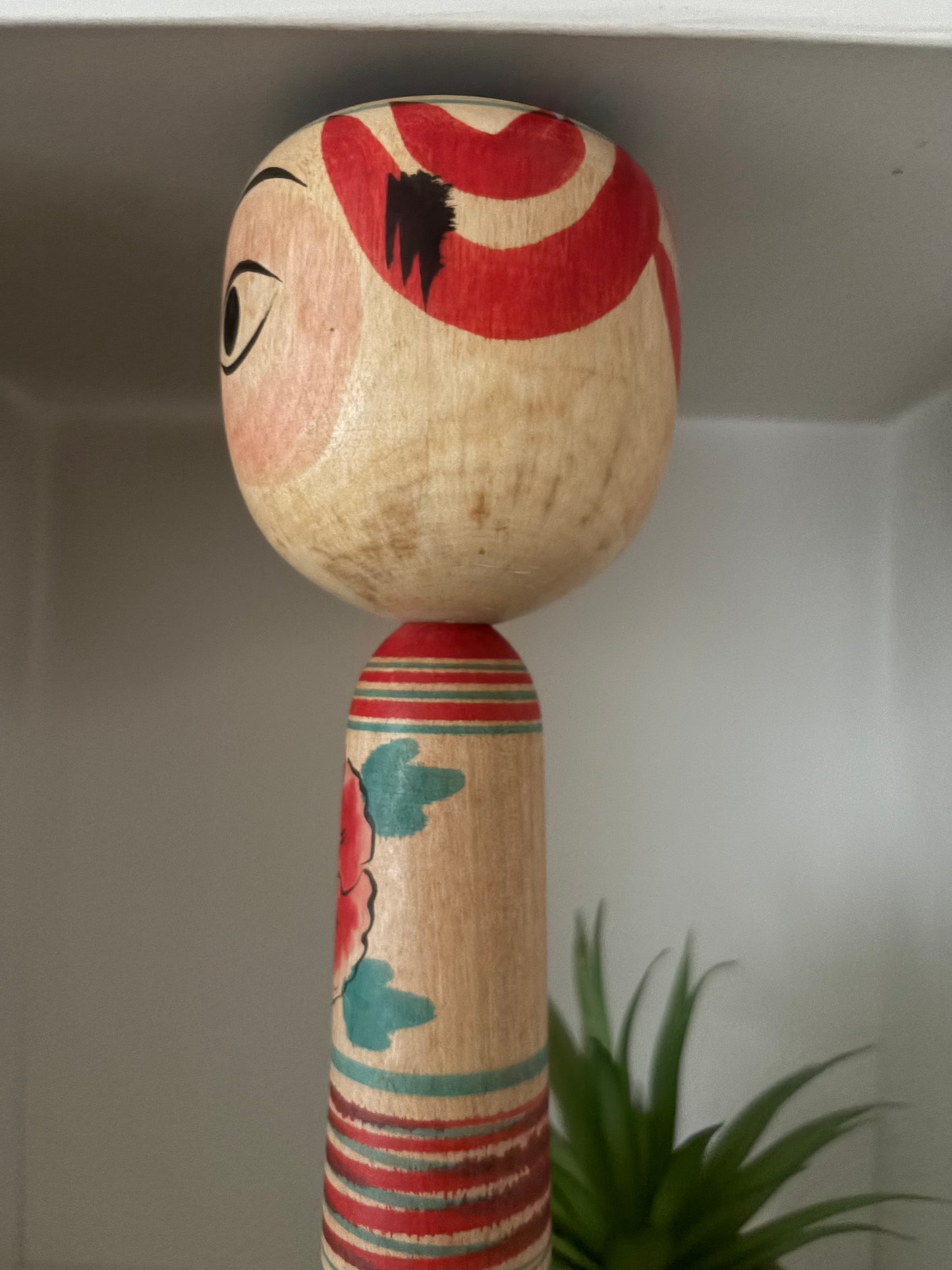 Vintage traditional Nakanosawa kokeshi by Seya Juji (1924–2004)