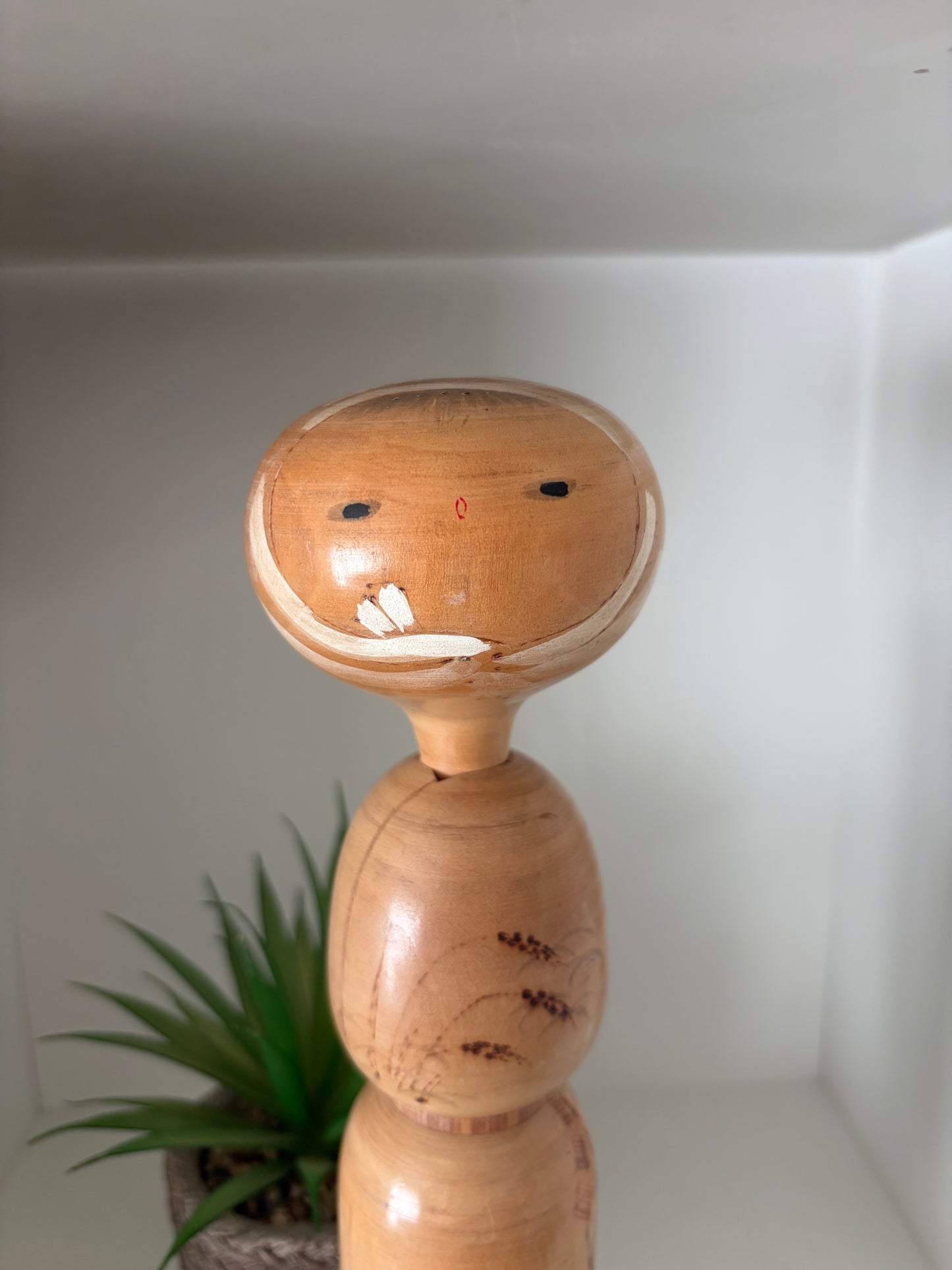 Vintage Sosaku kokeshi by Kishi Sadao
