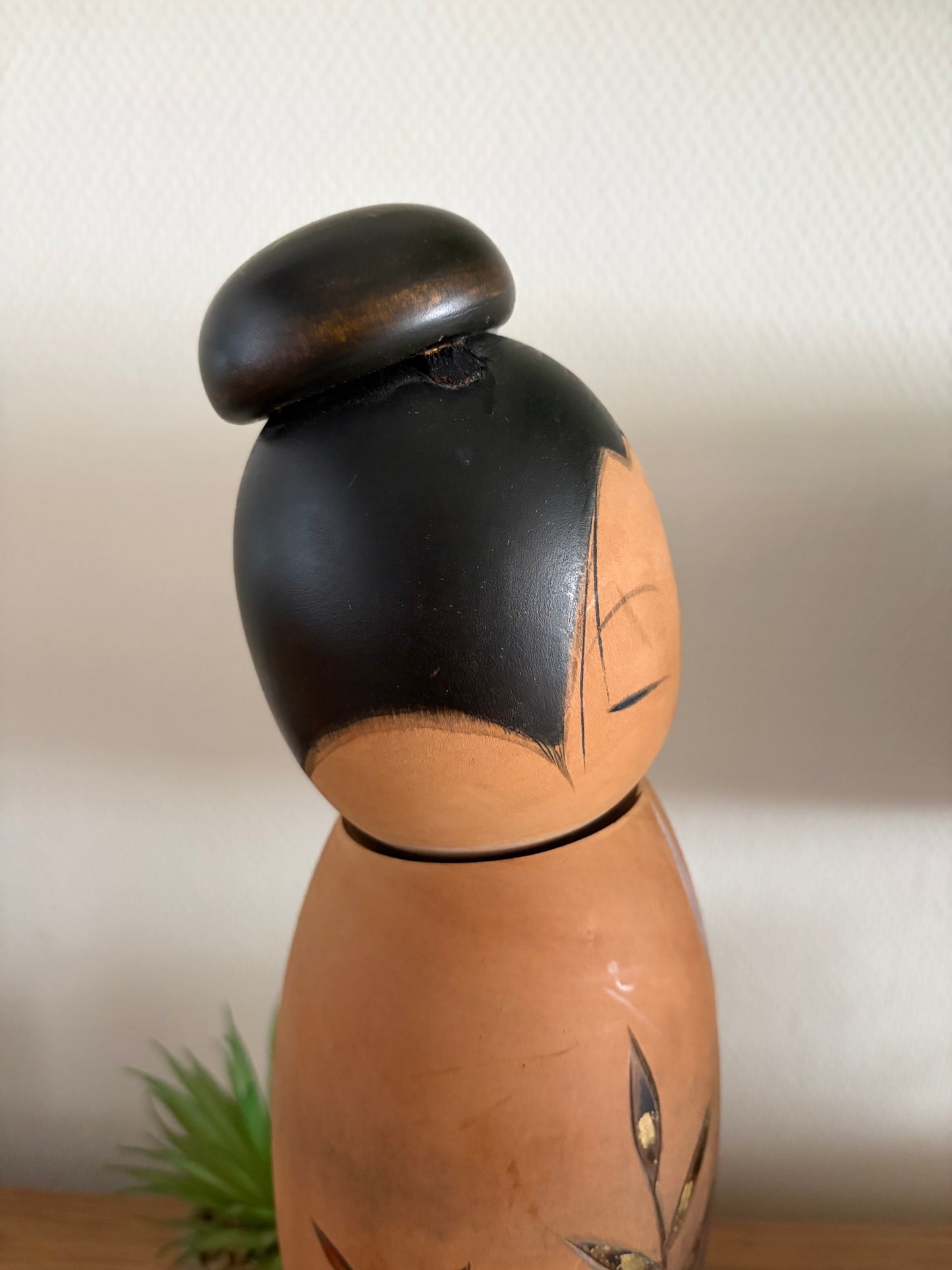 Exclusive vintage Sosaku kokeshi by Aoki Ryoka (1931-)