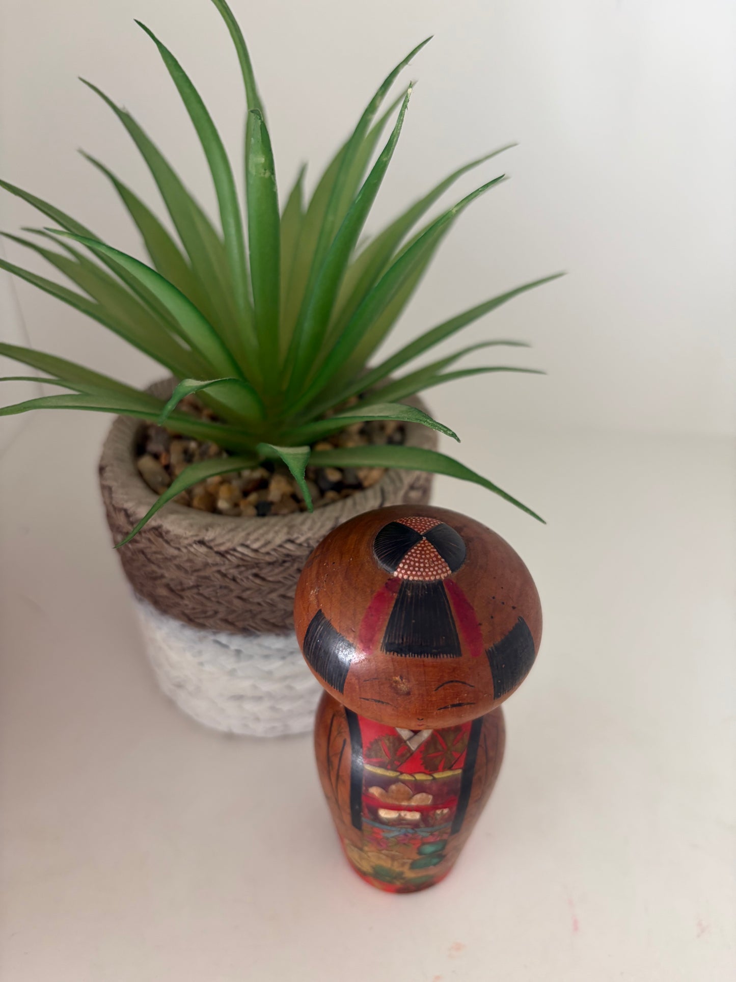 Exclusive Kijiyama kokeshi made by Takano Yohachi (1907-1994)