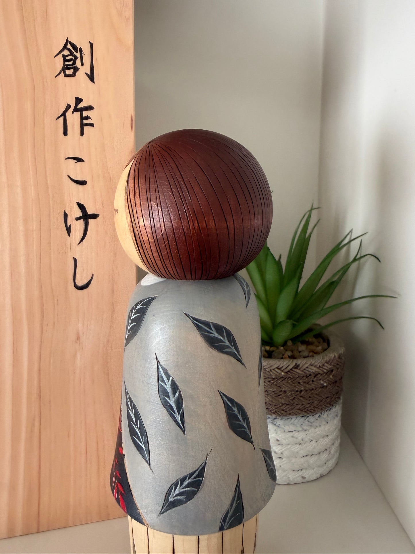 Exclusive Award winning kokeshi by Nagisa Hirano!