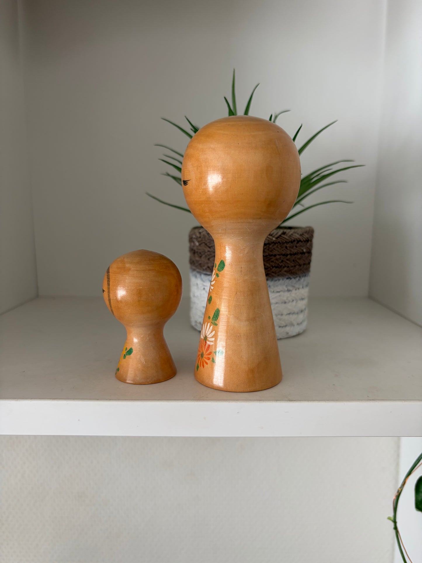 Vintage Sosaku kokeshi by Yajima Suiho (1915-) Mother and child