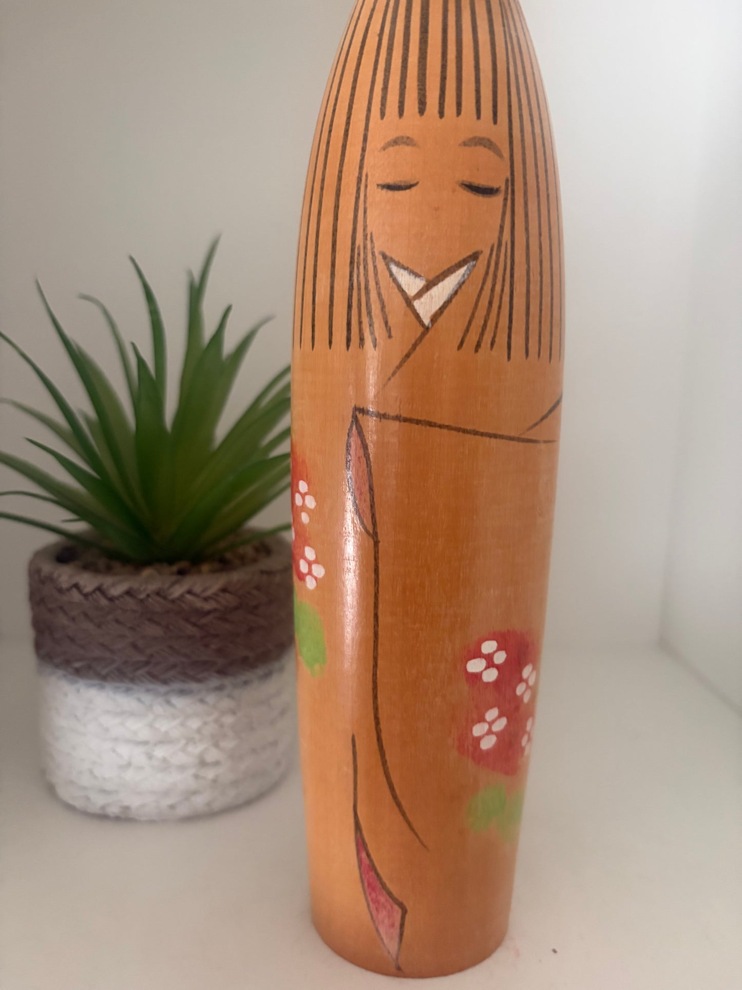 Vintage Sosaku kokeshi by Hogetsu Maruyama
