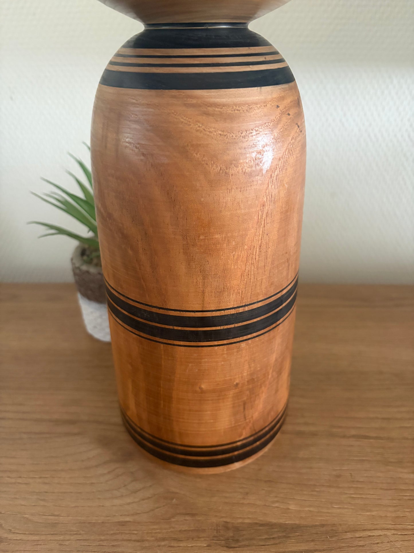 Big and heavy vintage Monochrome Togatta kokeshi by Sato Tadashi
