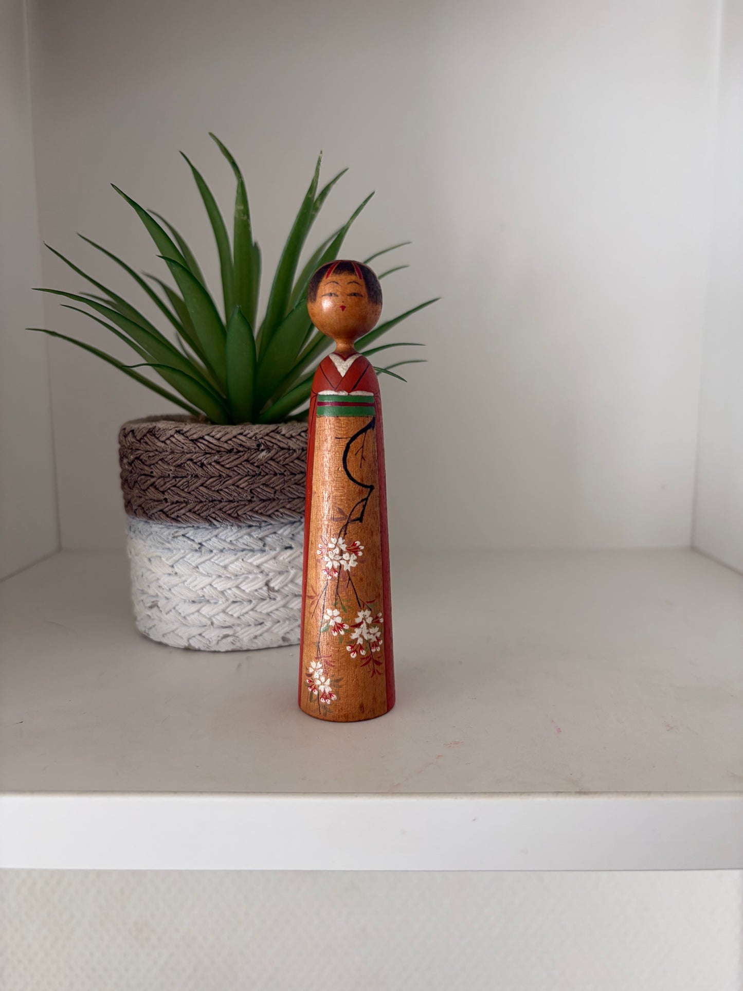 Exclusive Kijiyama kokeshi made by Takano Yohachi (1907-1994)