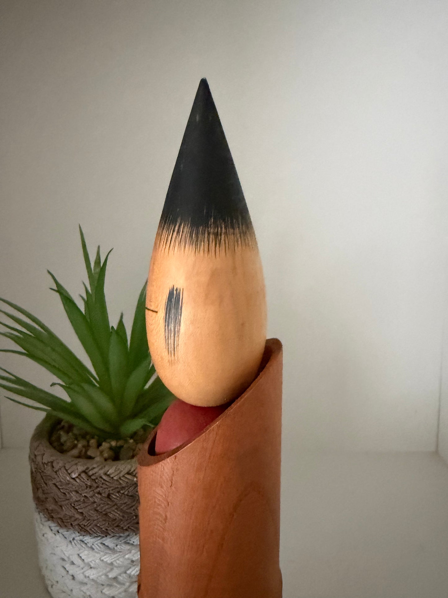 Vintage Sosaku kokeshi by Shido Shozan (1932-1995)