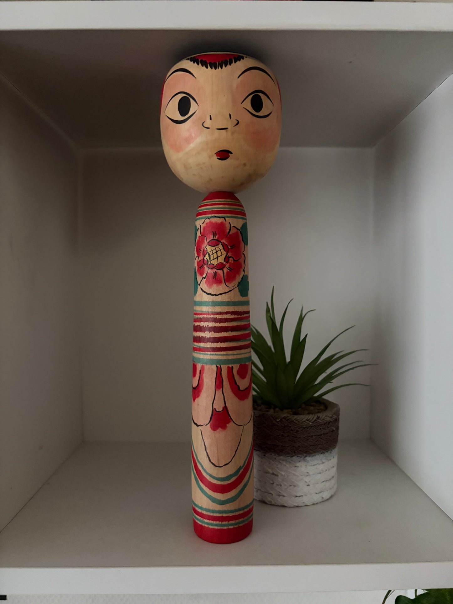 Vintage traditional Nakanosawa kokeshi by Seya Juji (1924–2004)
