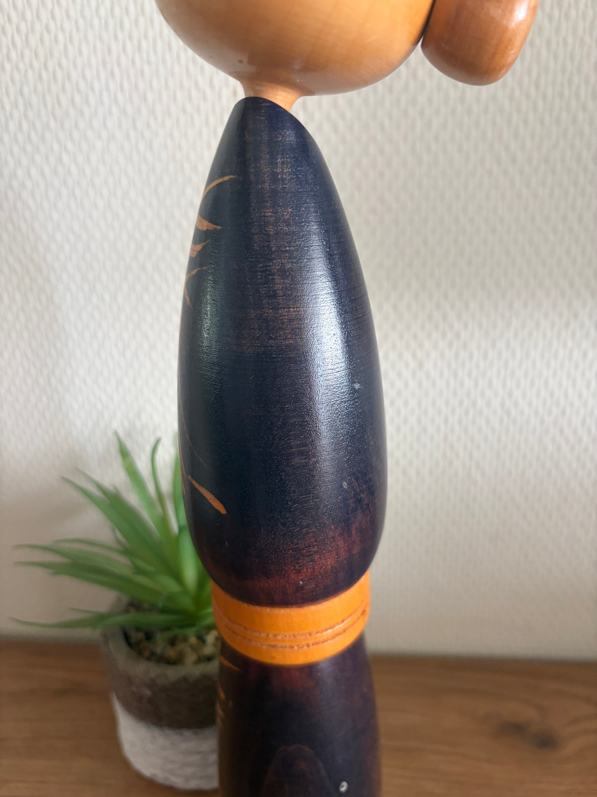 Vintage Sosaku kokeshi by Sato Suigai (1920-)