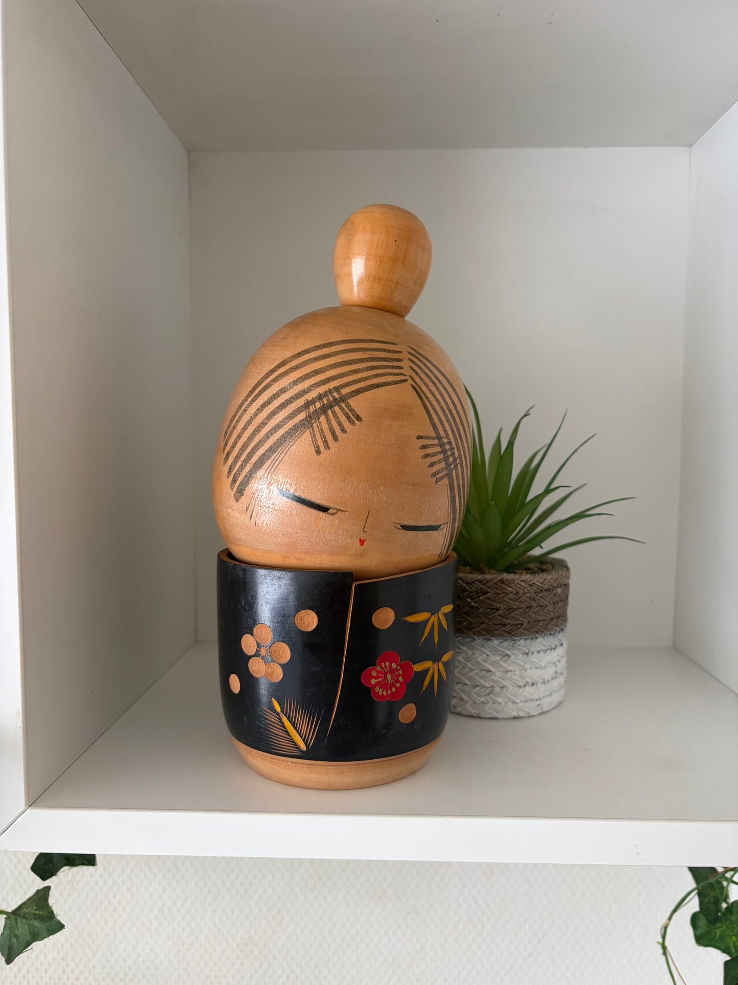 Chunky vintage Sosaku kokeshi by Sato Suigai (1920-)