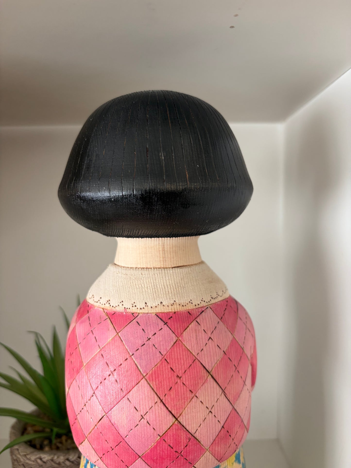 Unique Modern Sosaku kokeshi by Yuko Yamazaki - With box