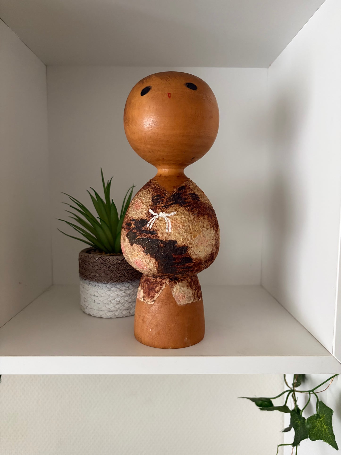 Rare vintage Sosaku kokeshi by Masao Watanabe (1917-2007)