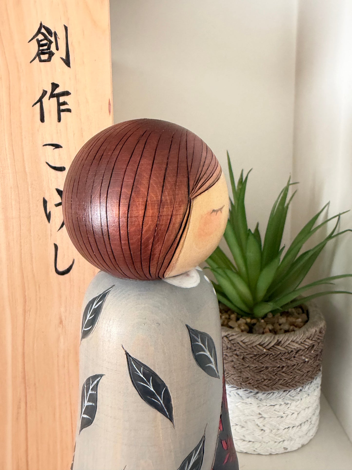 Exclusive Award winning kokeshi by Nagisa Hirano!