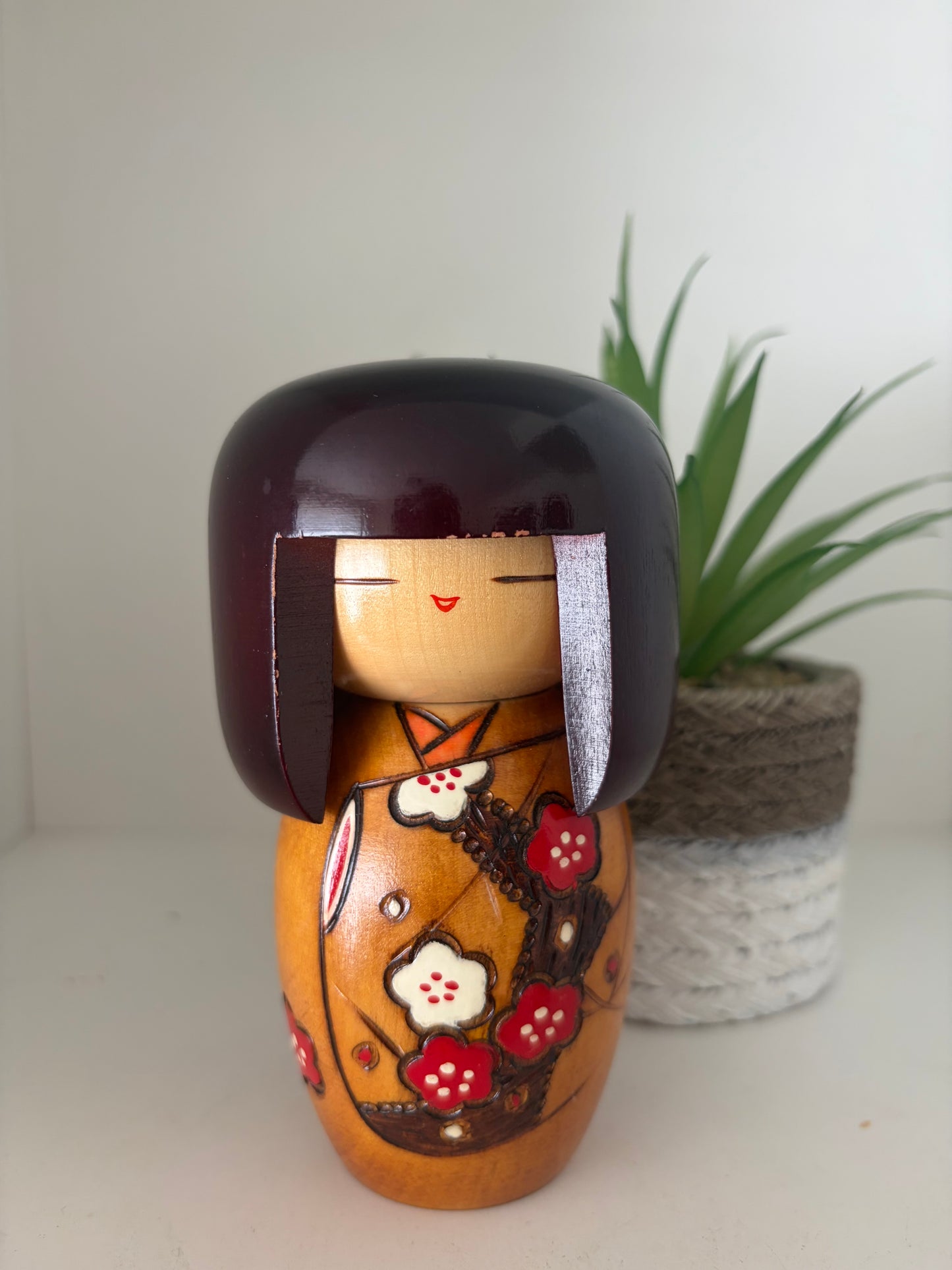 Vintage Gumma kokeshi by Sumitani Kohji