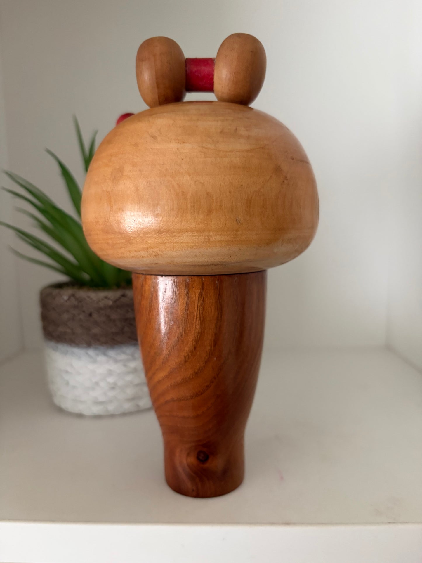 Rare vintage Sosaku kokeshi by Ishida Kanji