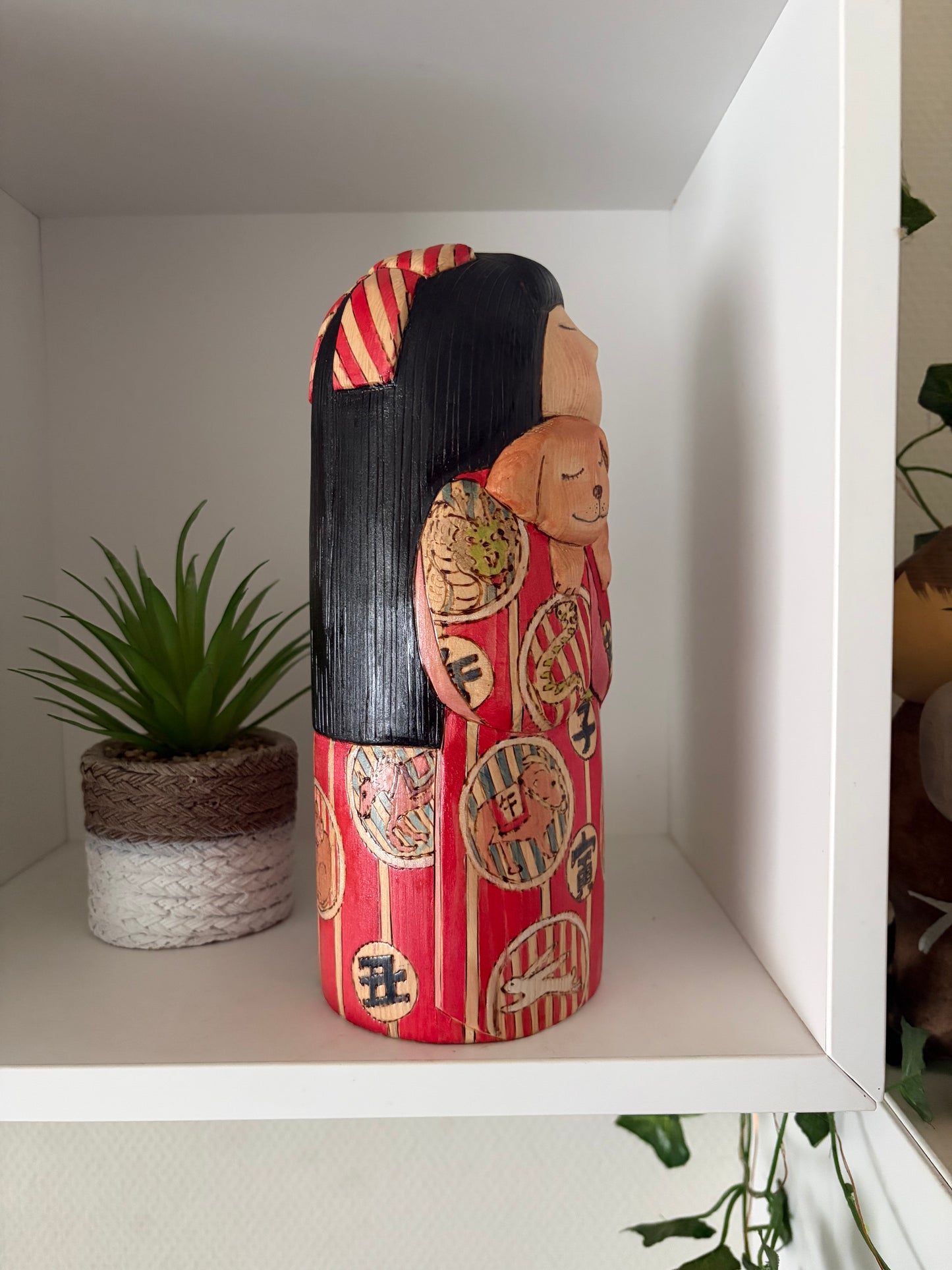 Unique Modern Sosaku kokeshi by Yuko Yamazaki - With box