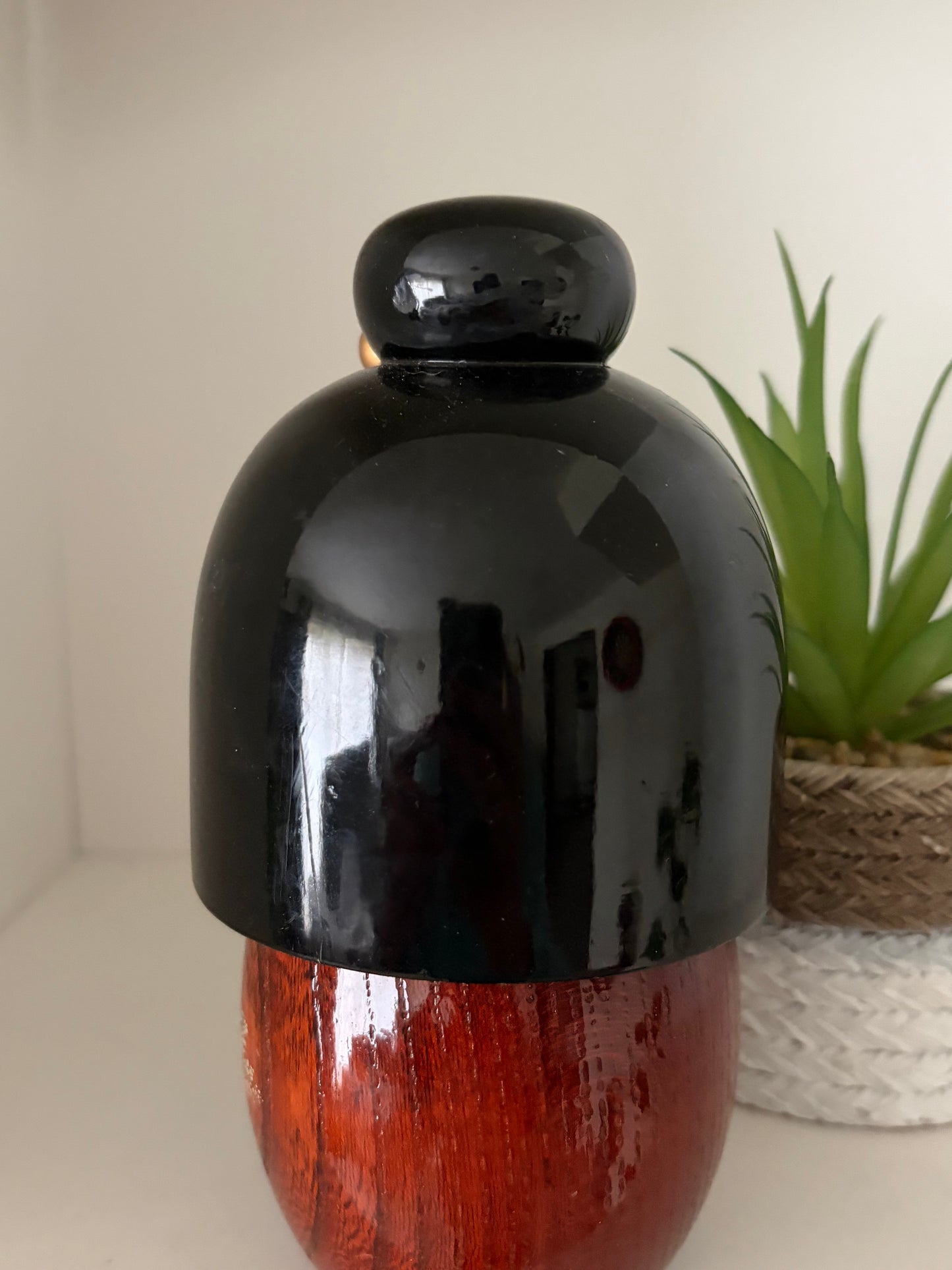Beautiful vintage lacquer Sosaku kokeshi