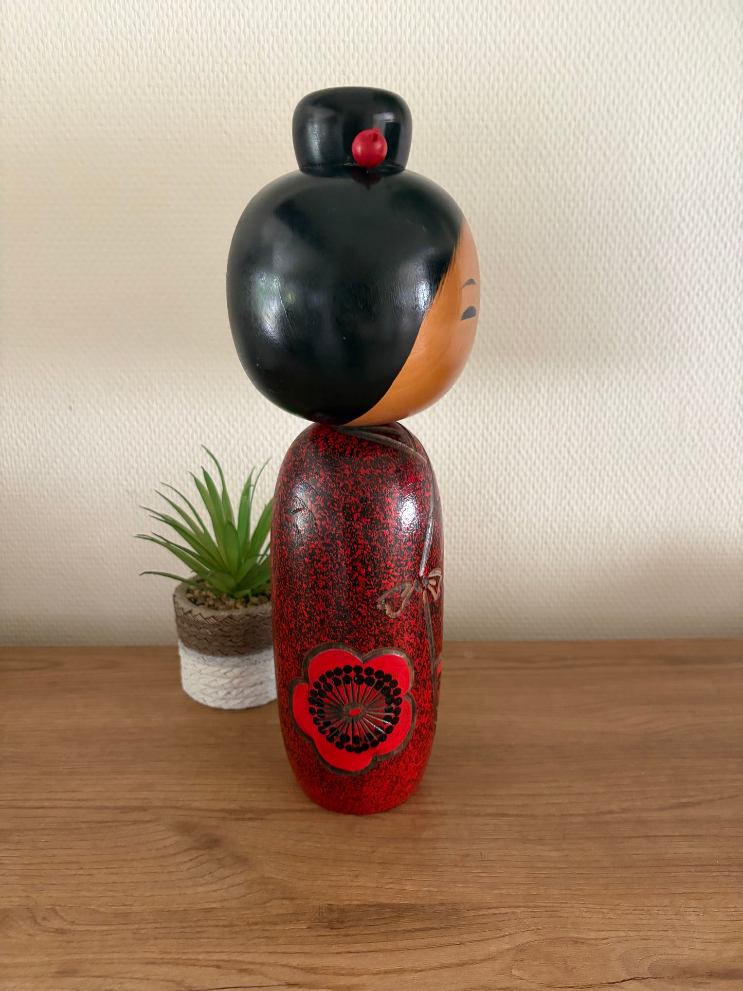 Rare vintage Sosaku kokeshi by Sato Kouson