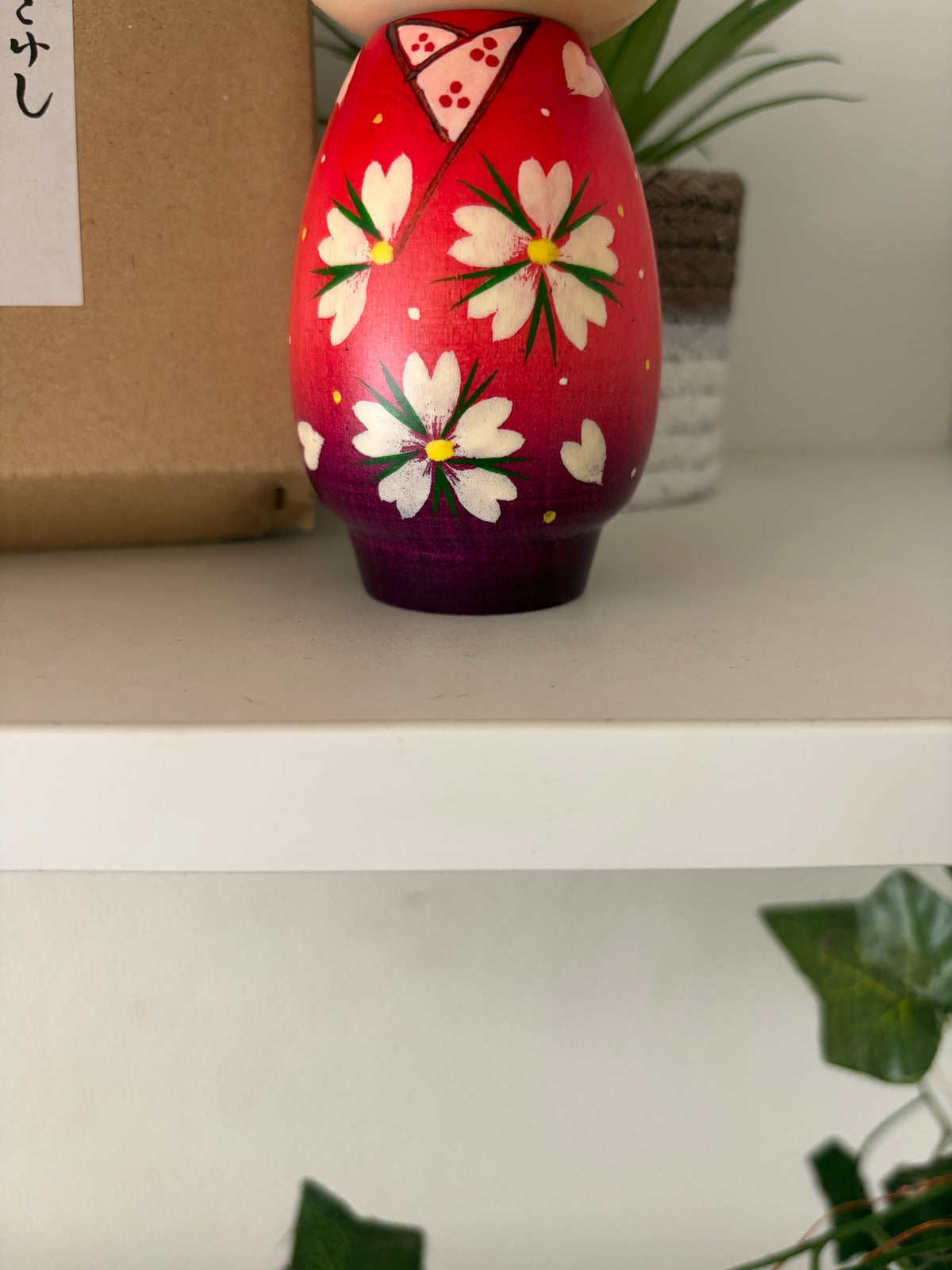 Modern Sosaku kokeshi by Chie Tamura