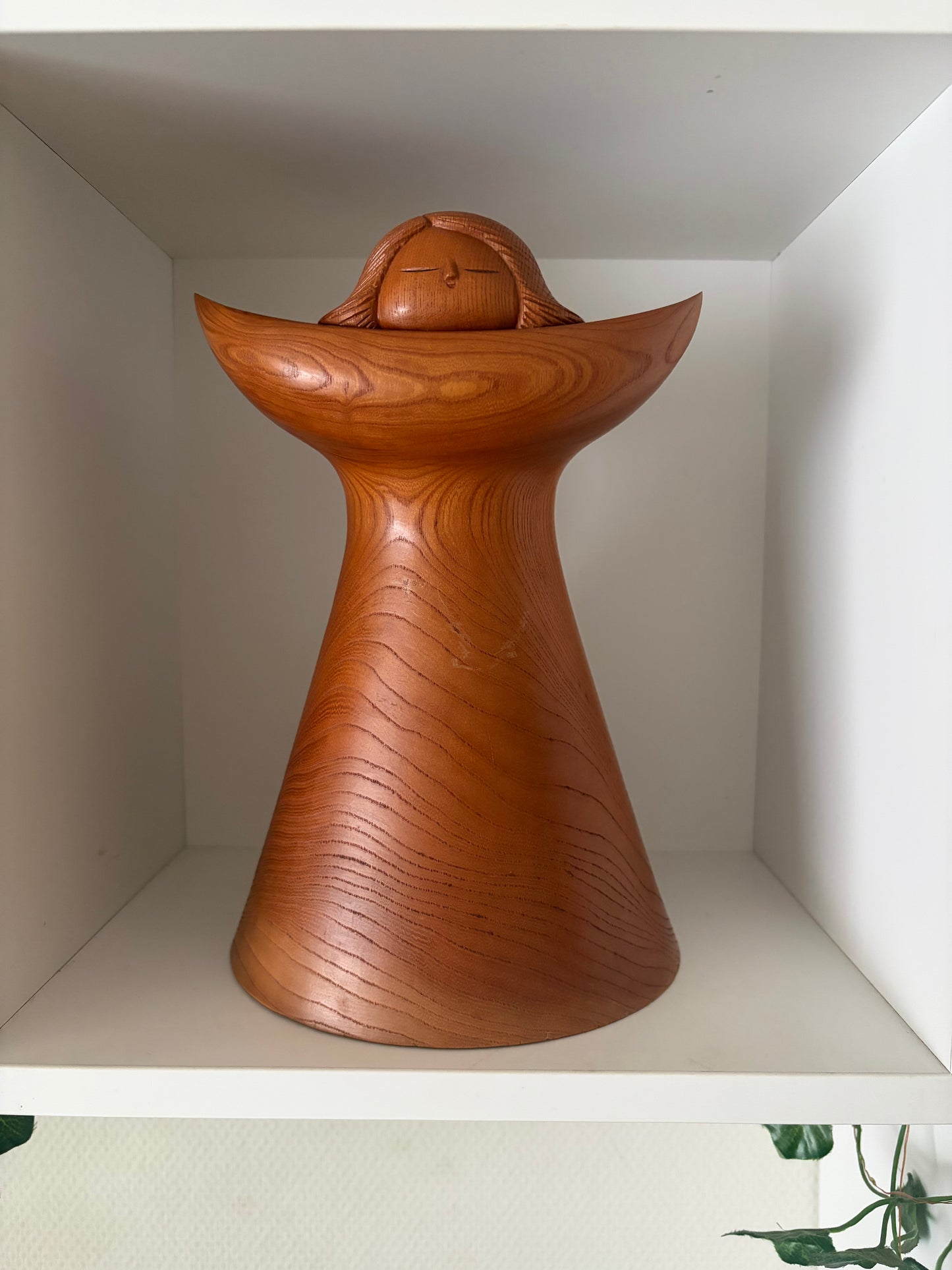 Exclusive Vintage Sosaku kokeshi by Aoki Ryoka (1931-) She is dated 1983