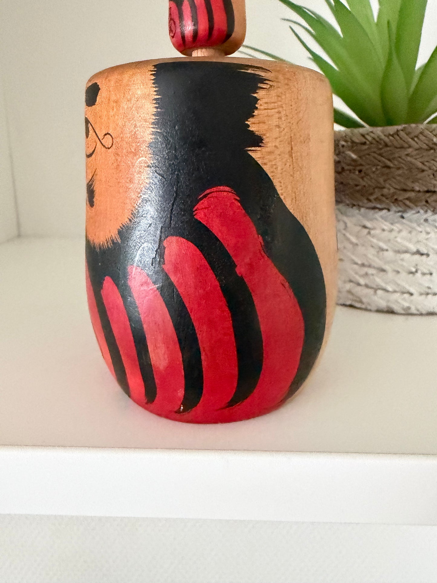 Vintage Daruma kokeshi by Toku