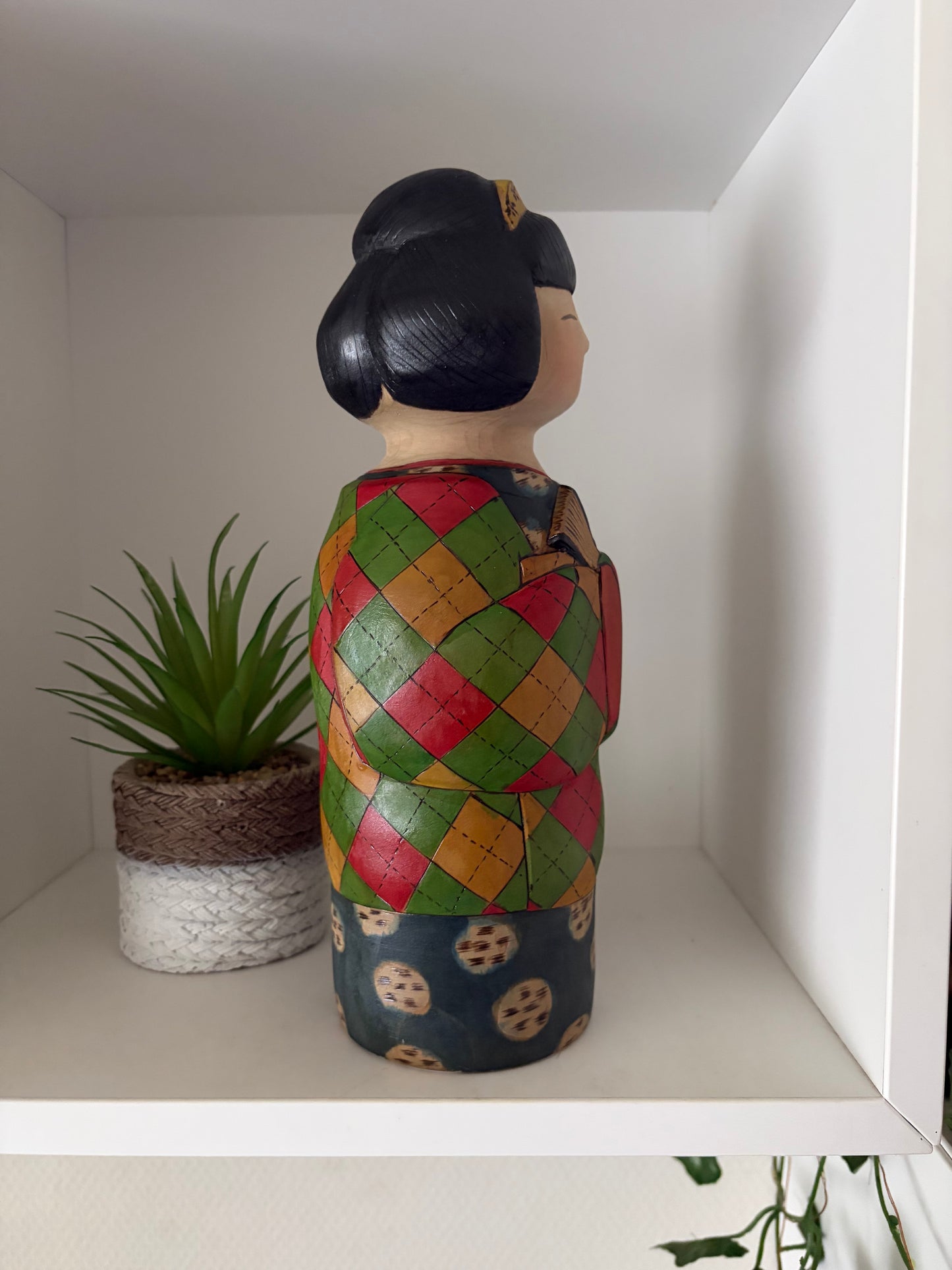 Unique Modern Sosaku kokeshi by Yuko Yamazaki - With box