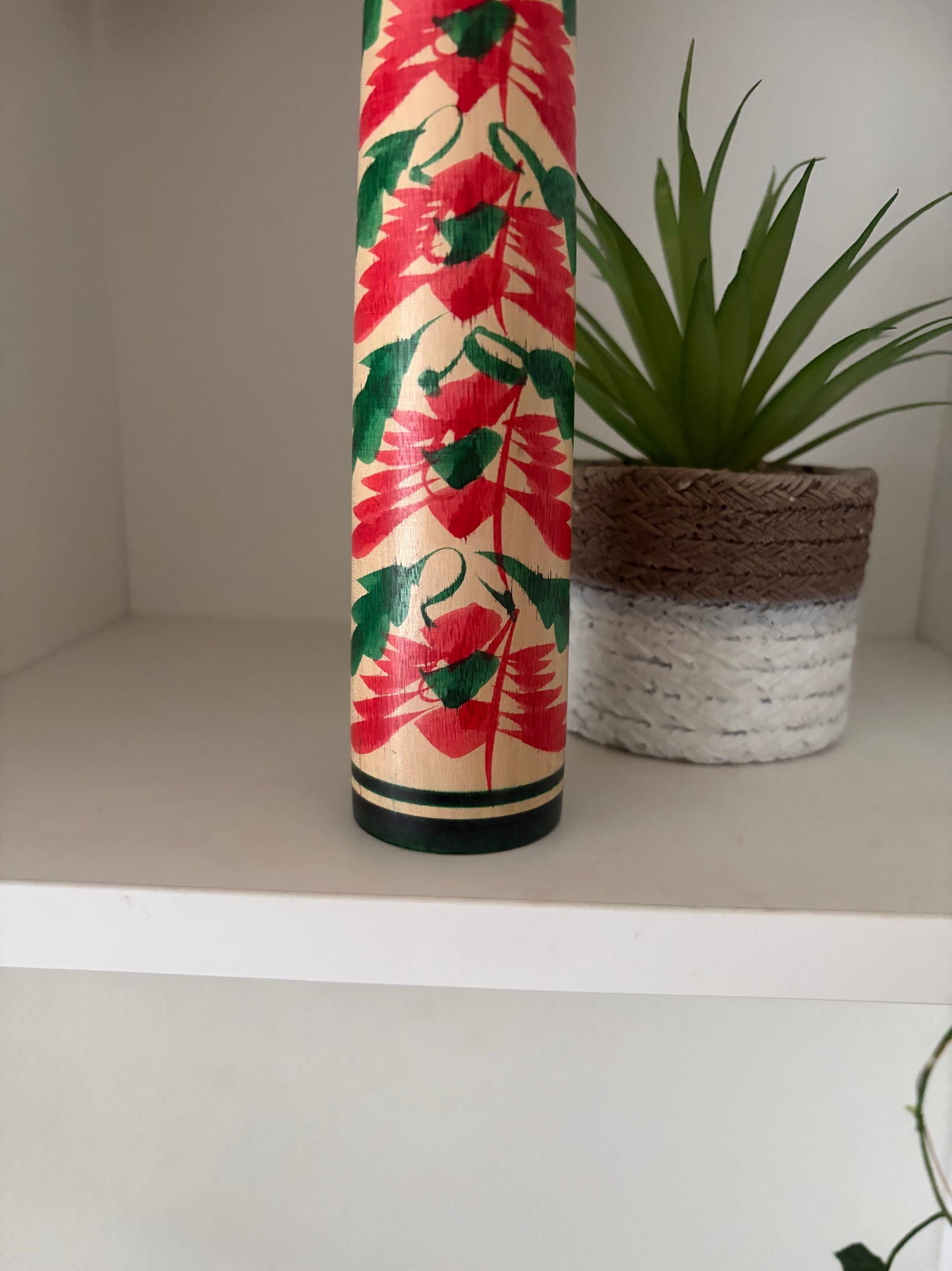 Lovely vintage traditional Togatta kokeshi by Teruo Sato (1919-)