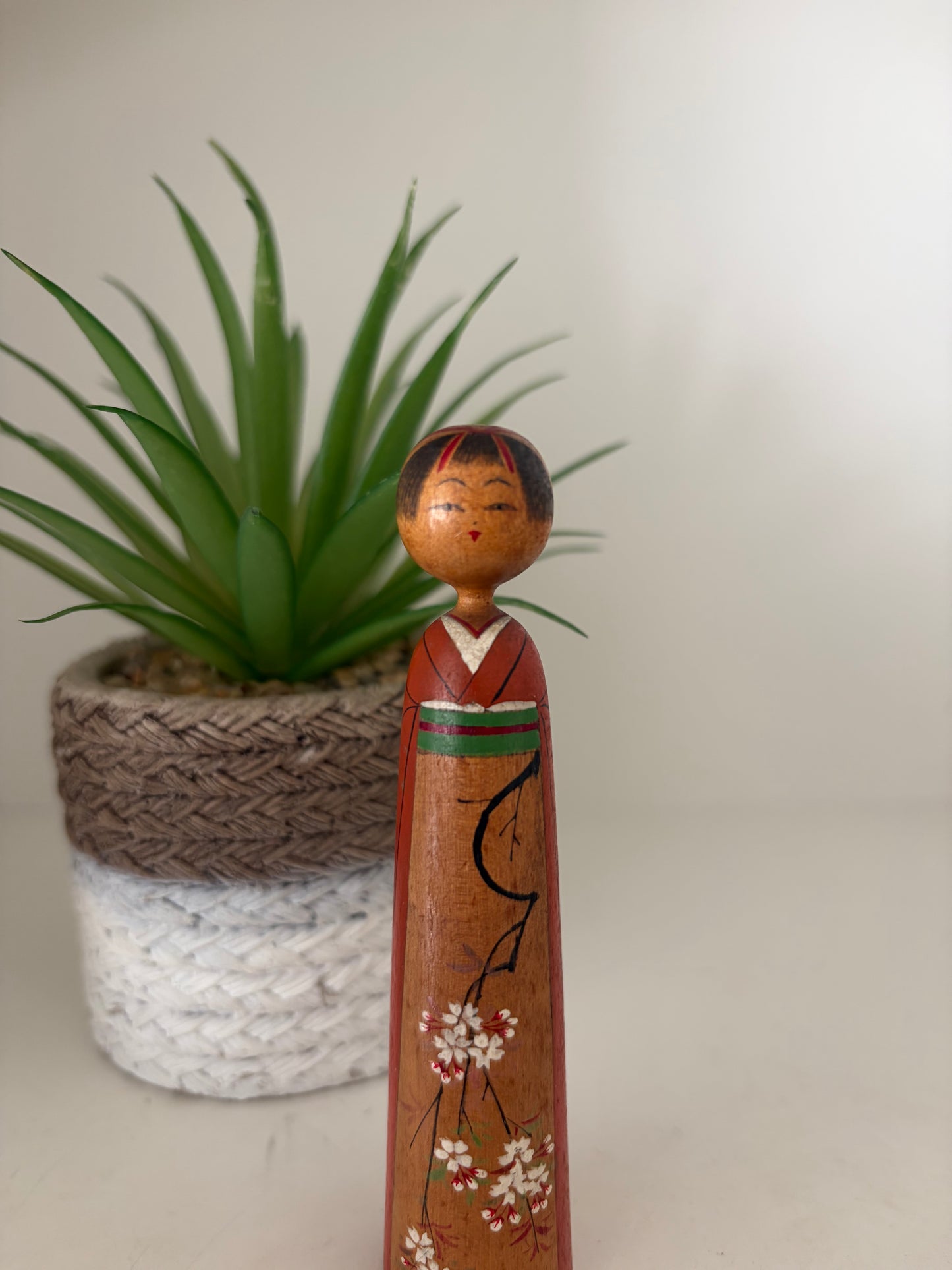 Exclusive Kijiyama kokeshi made by Takano Yohachi (1907-1994)