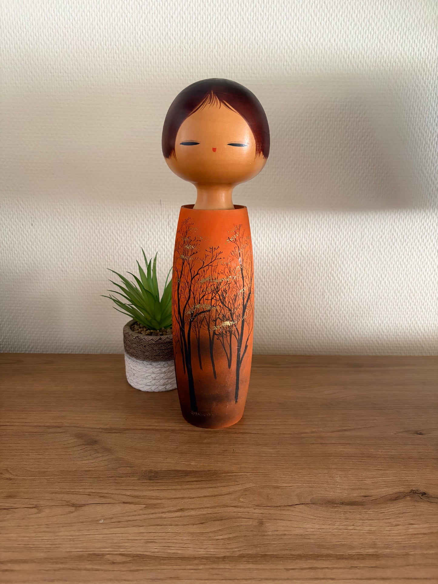 Exclusive vintage Sosaku kokeshi by Aoki Ryoka (1931-)
