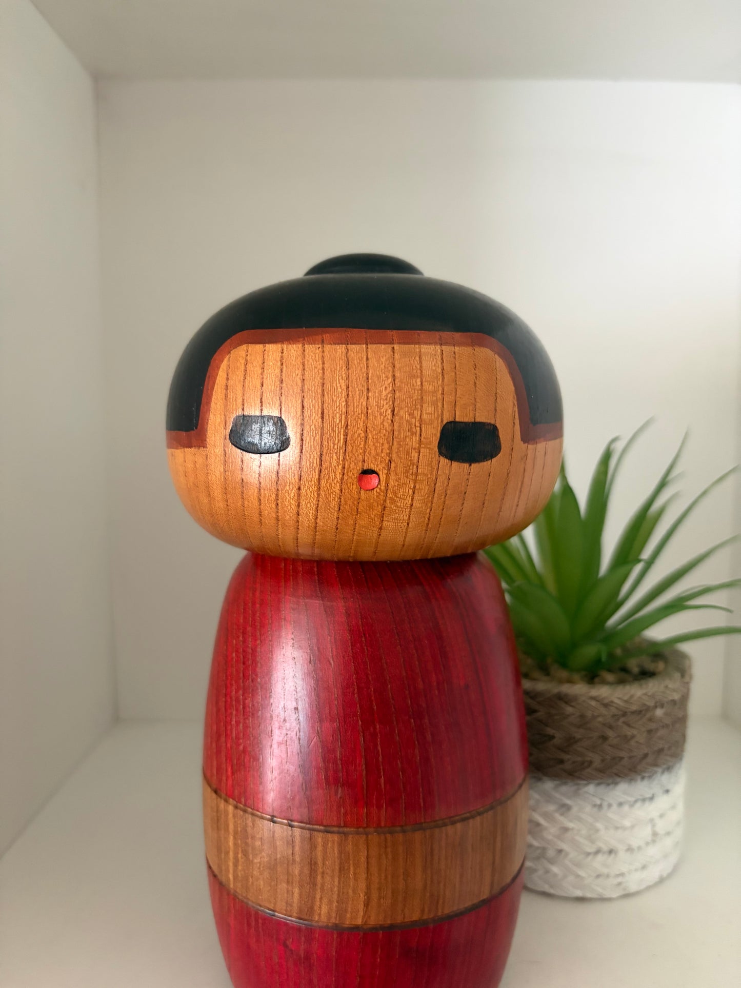 Rare vintage Sosaku kokeshi mad by Sanpei Yamanaka (1926-2012)