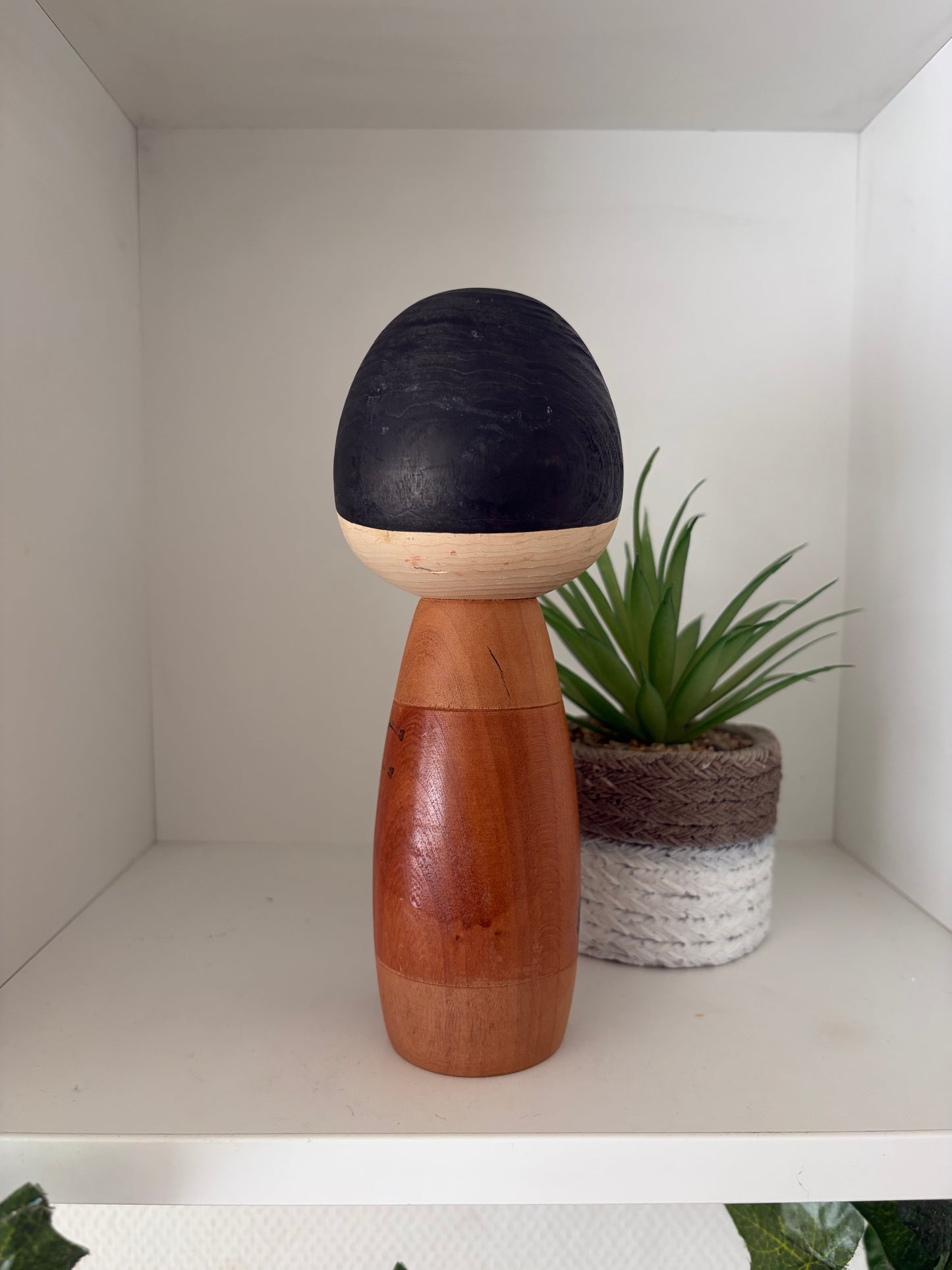 Rare Vintage Sosaku kokeshi by Masao Watanabe  (1917-2007)