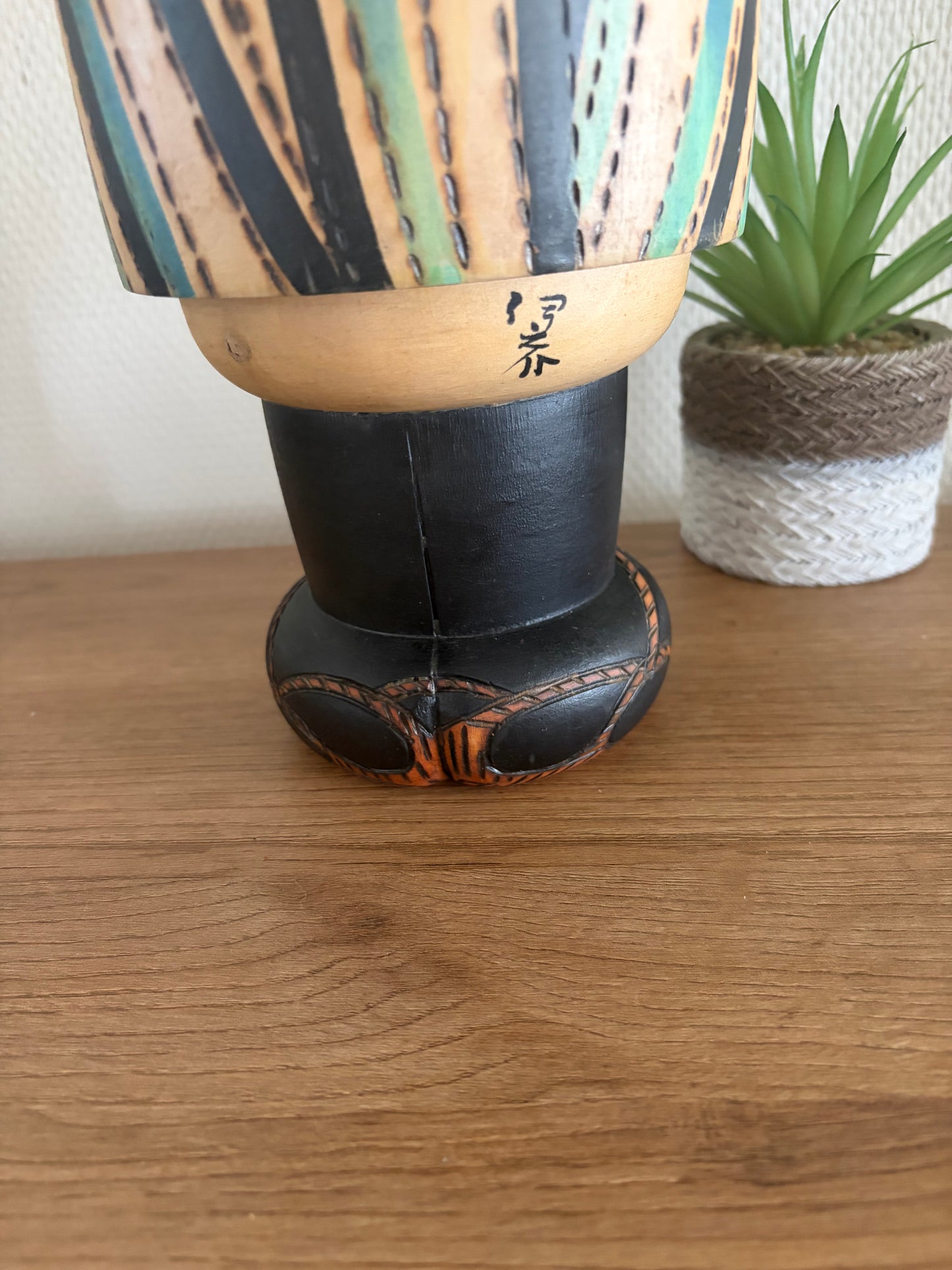 Exclusive vintage Gumma kokeshi by Inosuke Kobayashi (1931-)